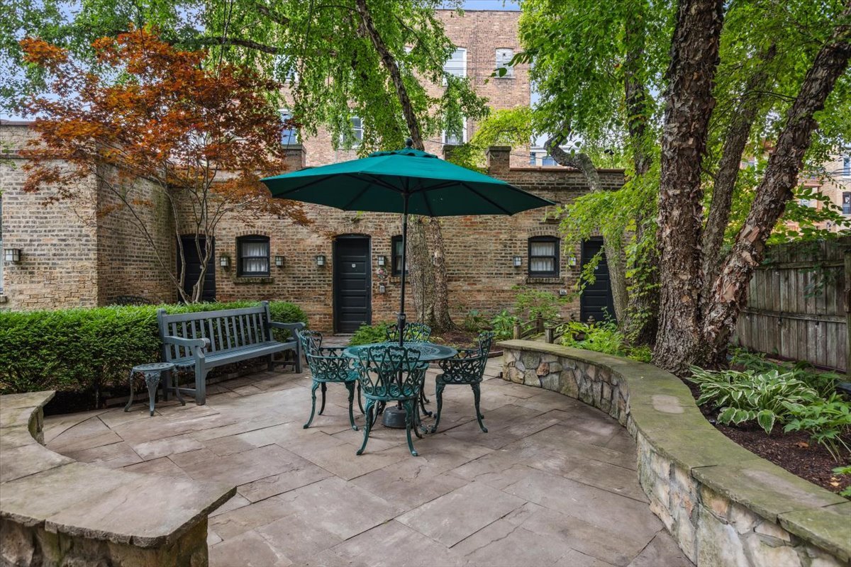 4616 N Magnolia Avenue Unit: 3