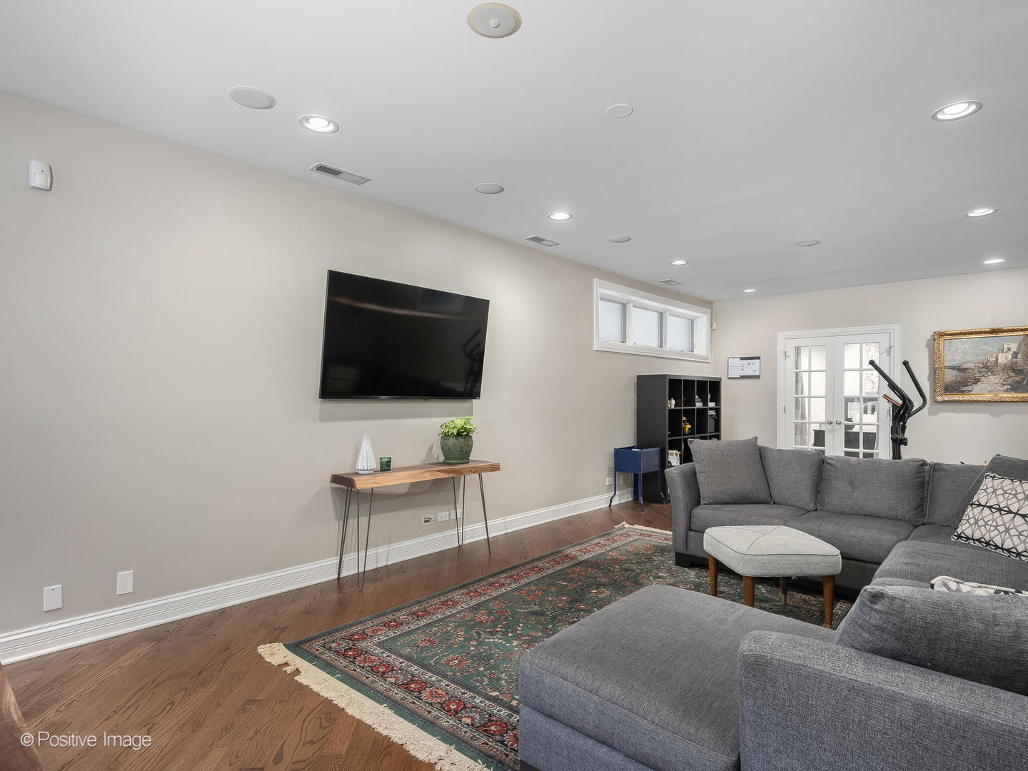 2651 W Haddon Avenue Unit: 1