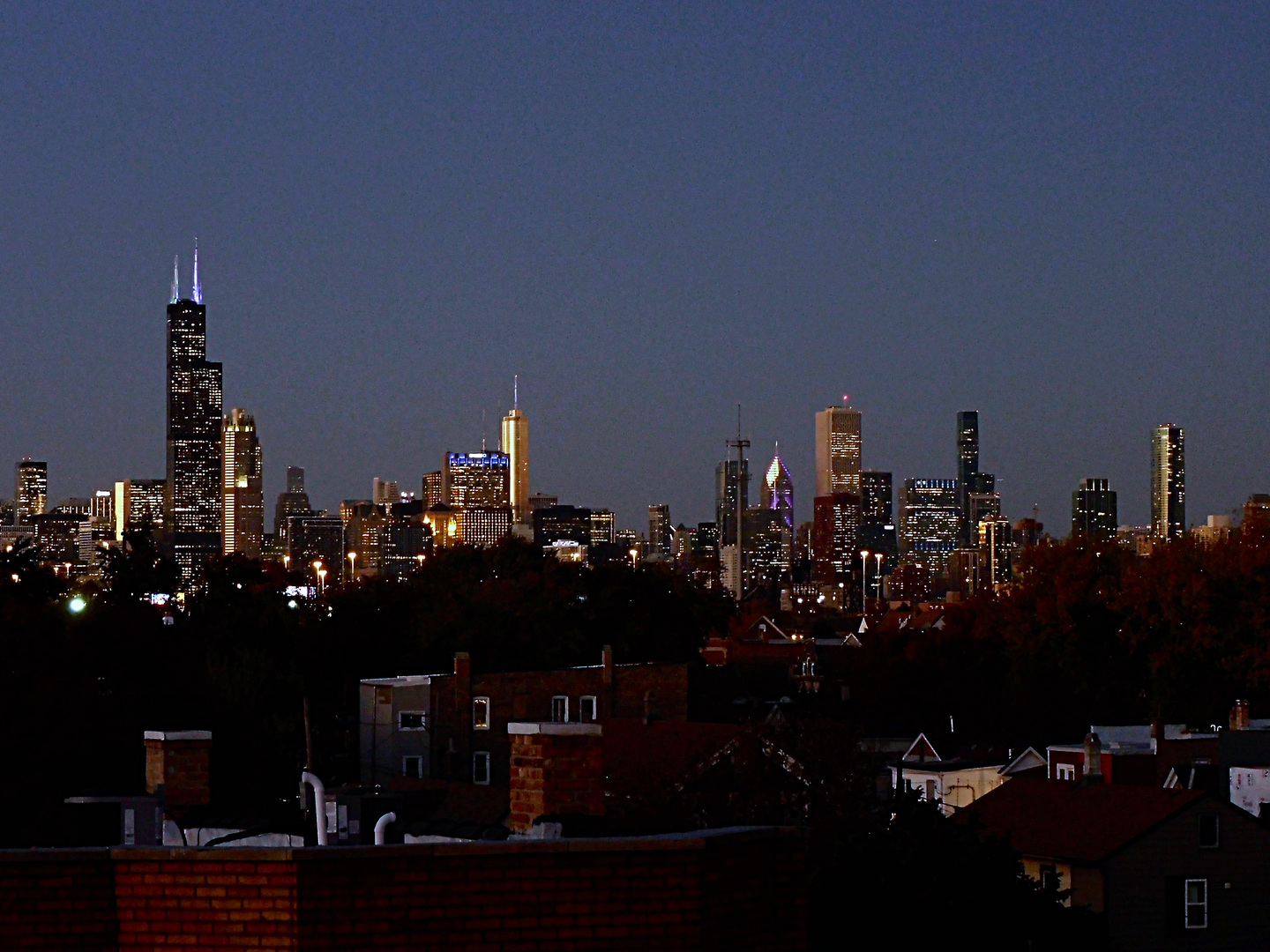 3500 S SANGAMON Street Unit: 401