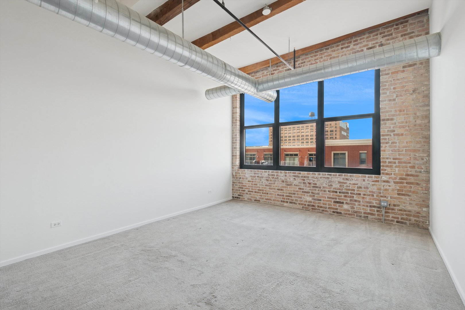 3500 S SANGAMON Street Unit: 401