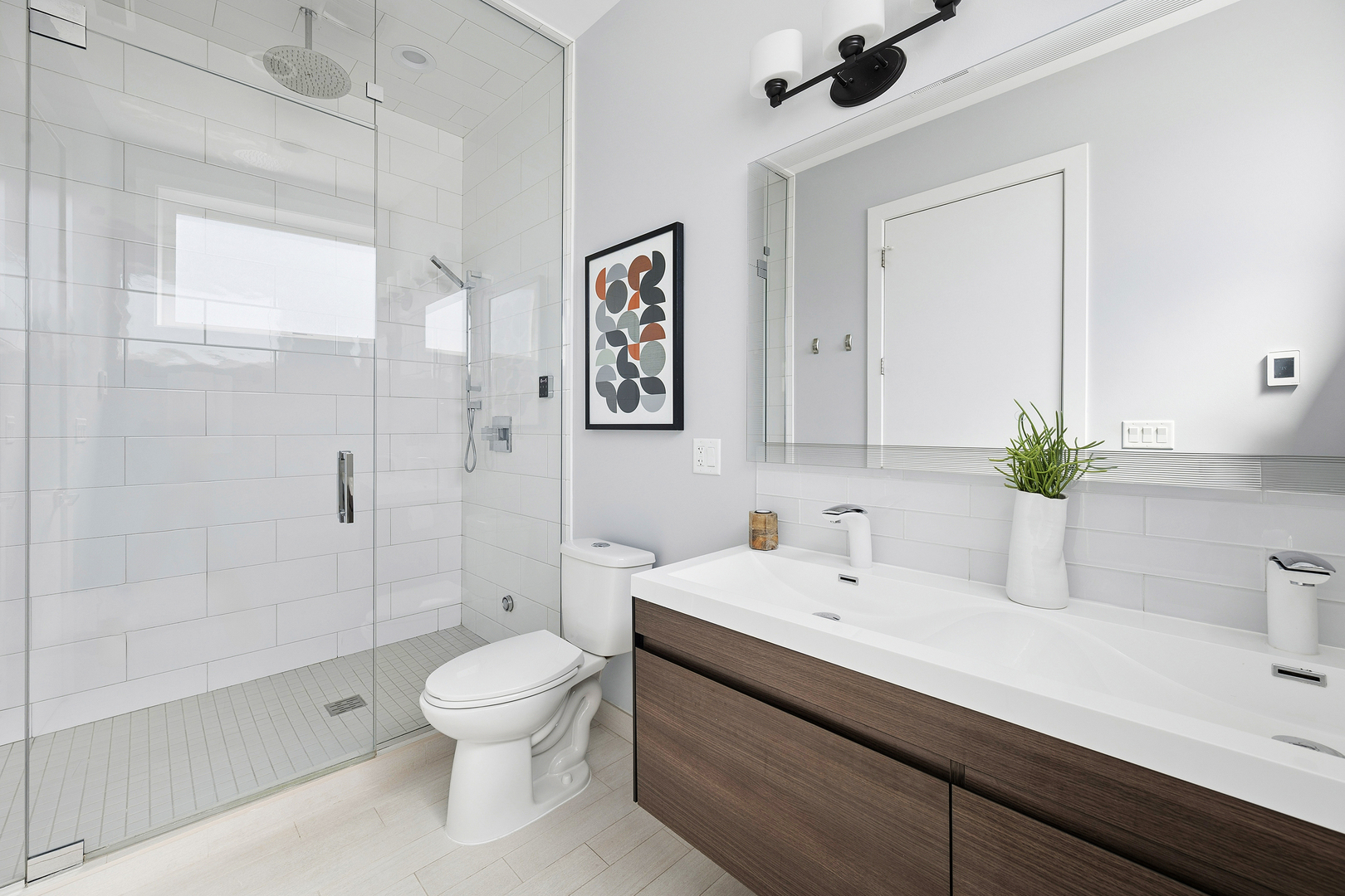 934 N California Avenue Unit: 2S