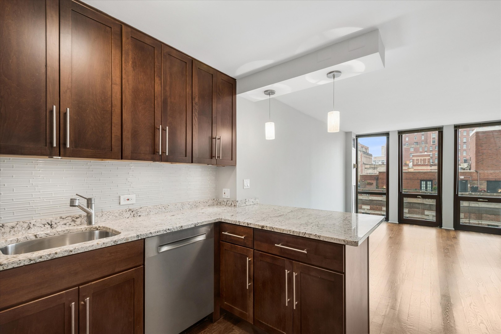 1 E Scott Street Unit: 1112