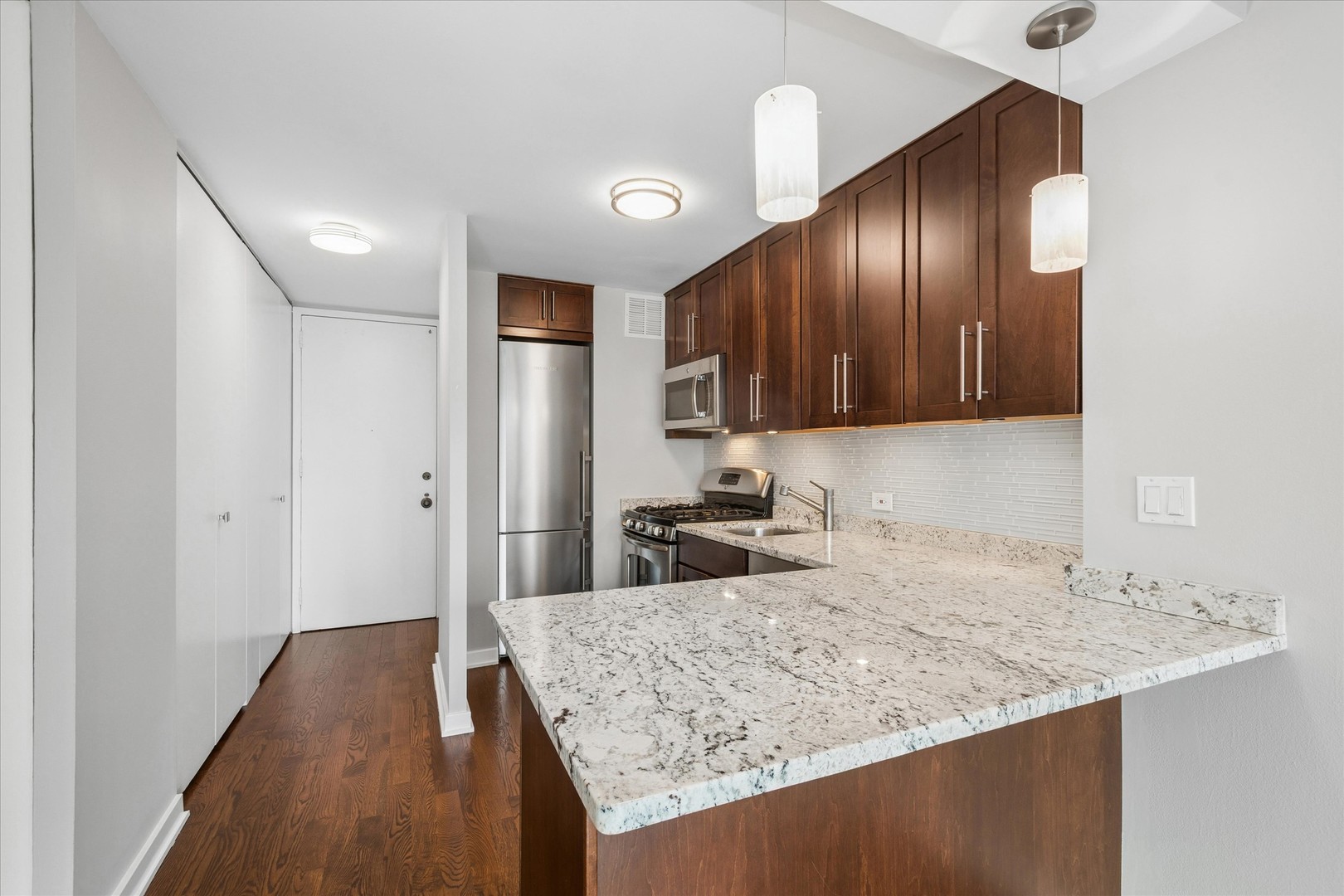 1 E Scott Street Unit: 1112