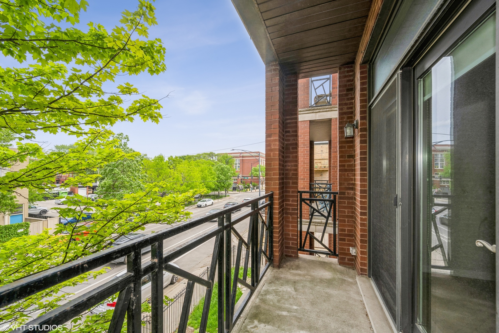 2215 W Augusta Boulevard Unit: 2W