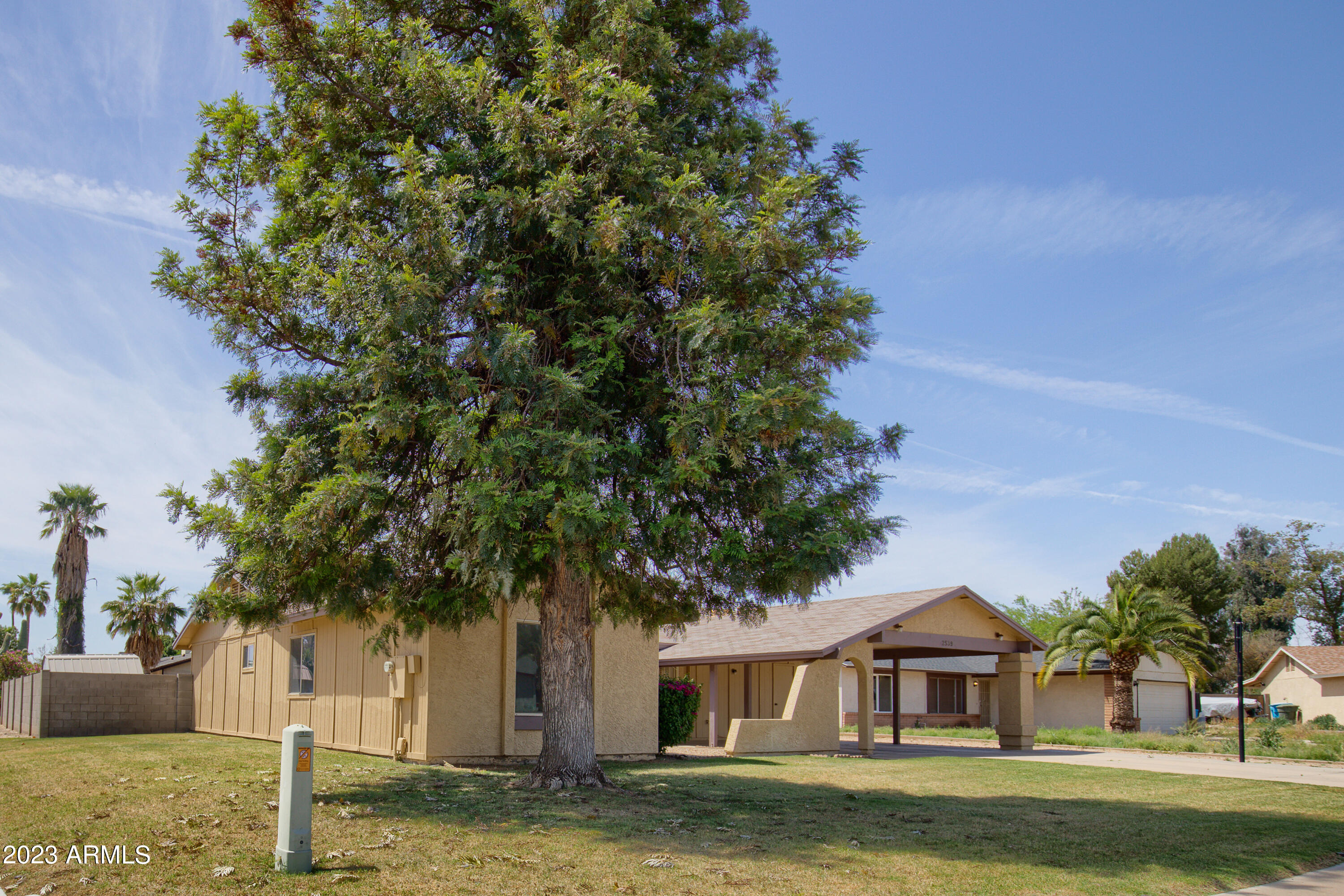 2539 E VILLA MARIA Drive