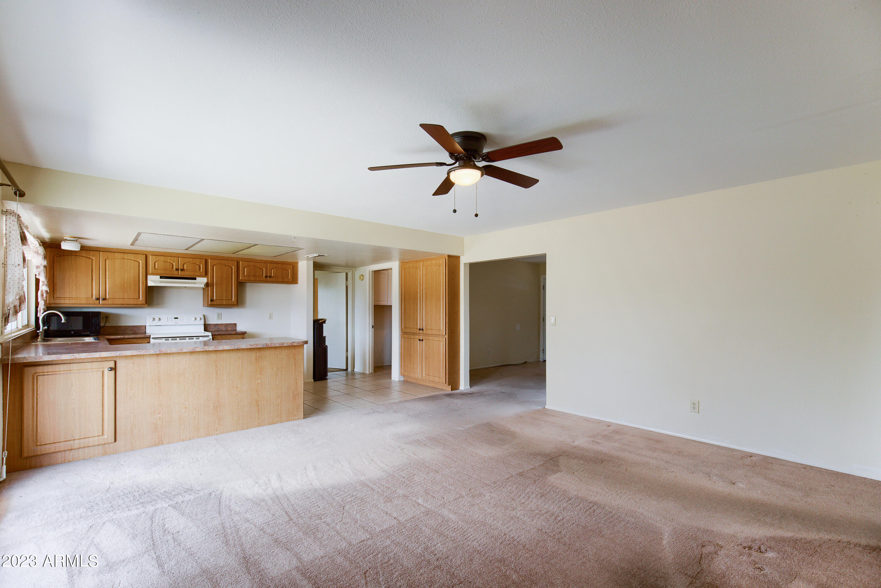 2539 E VILLA MARIA Drive