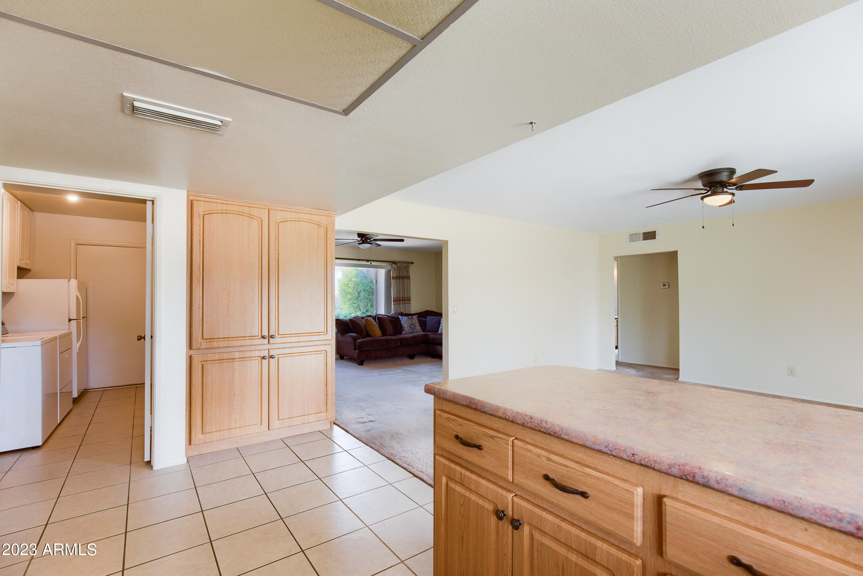 2539 E VILLA MARIA Drive
