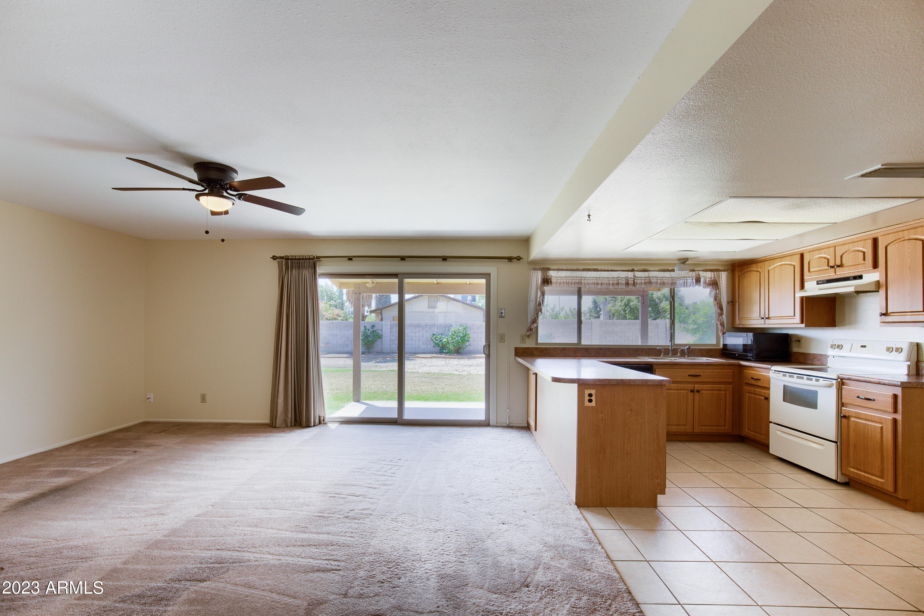 2539 E VILLA MARIA Drive