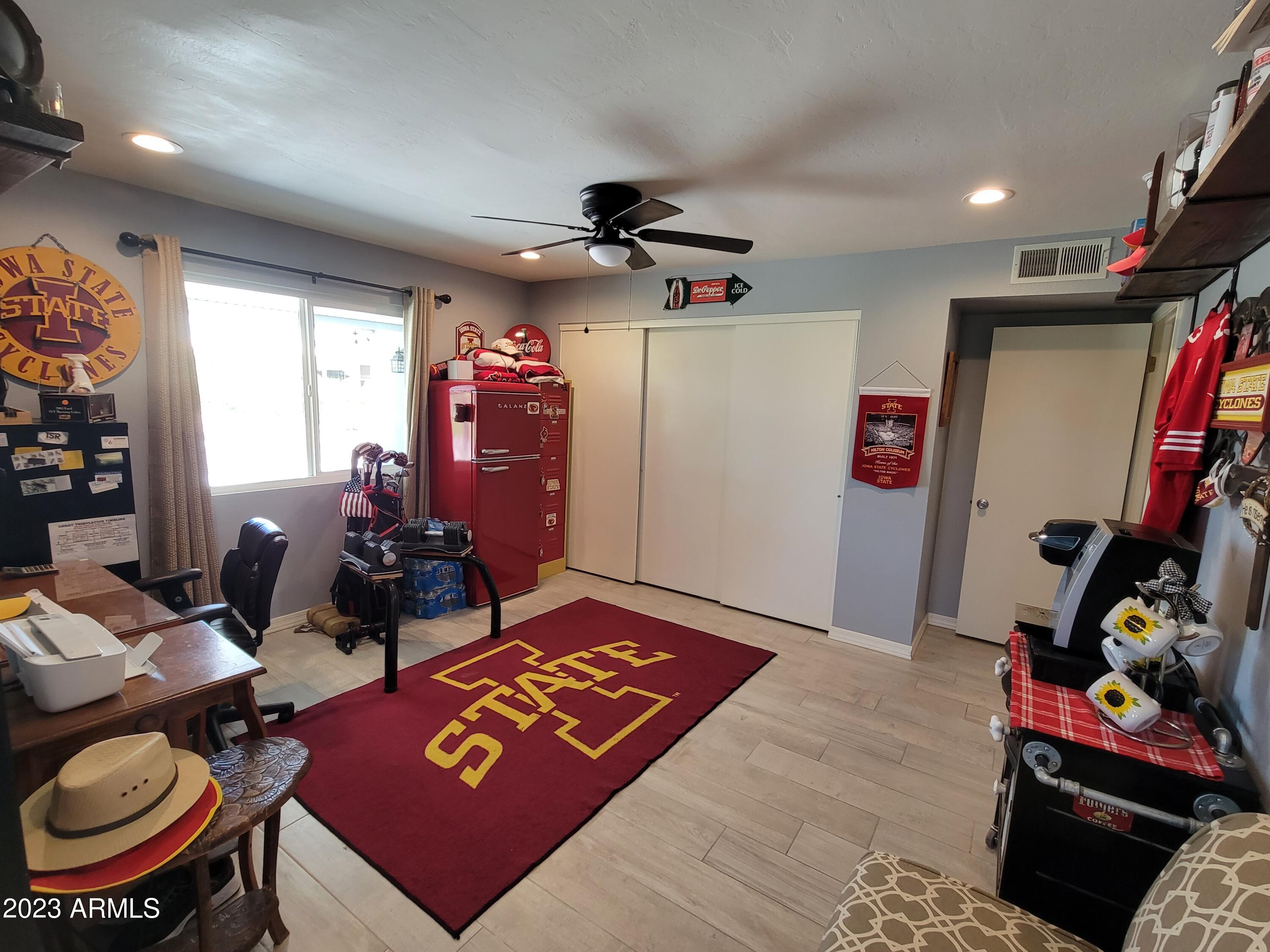 8224 E FARMDALE Drive