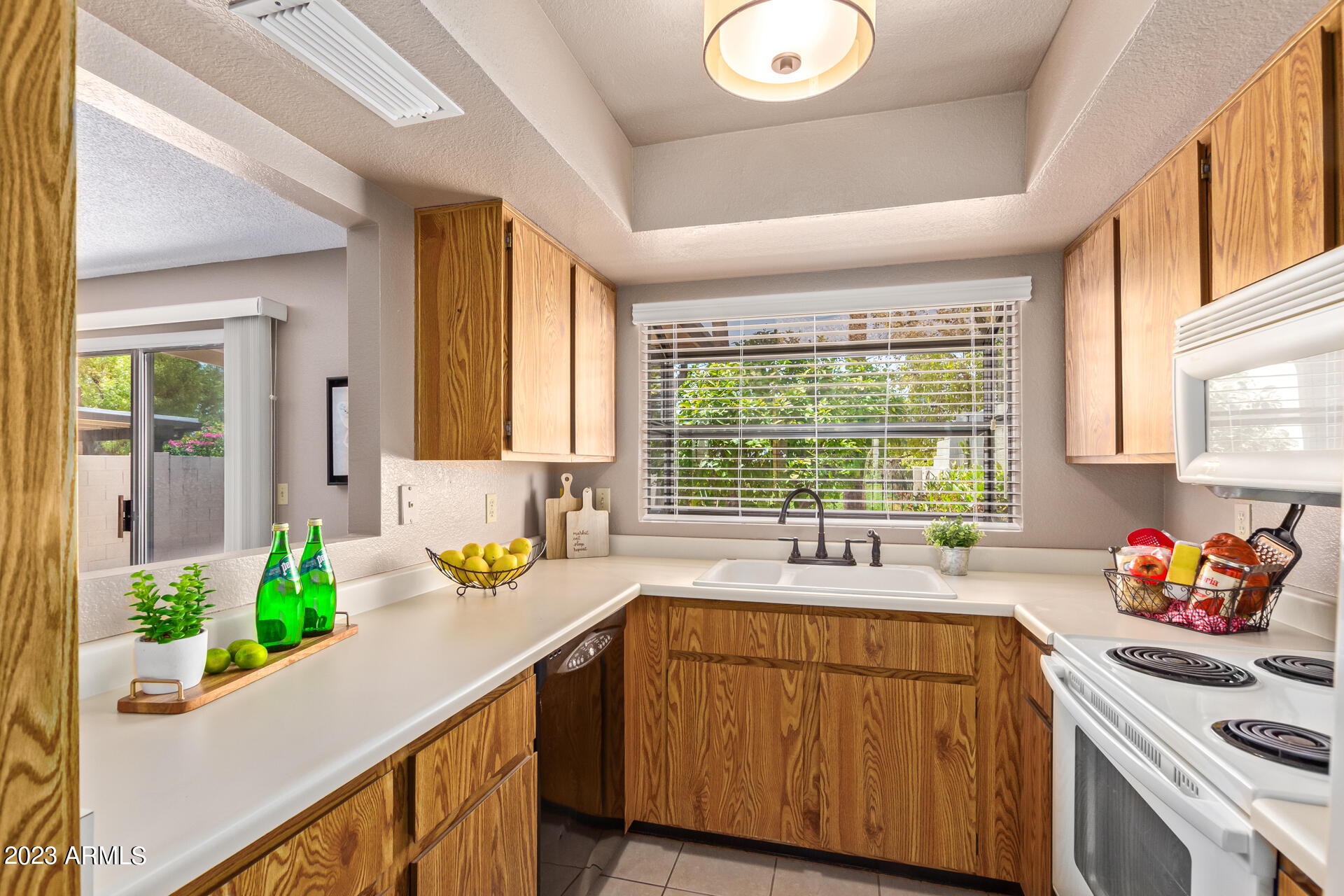 7006 E JENSEN Street Unit: 10