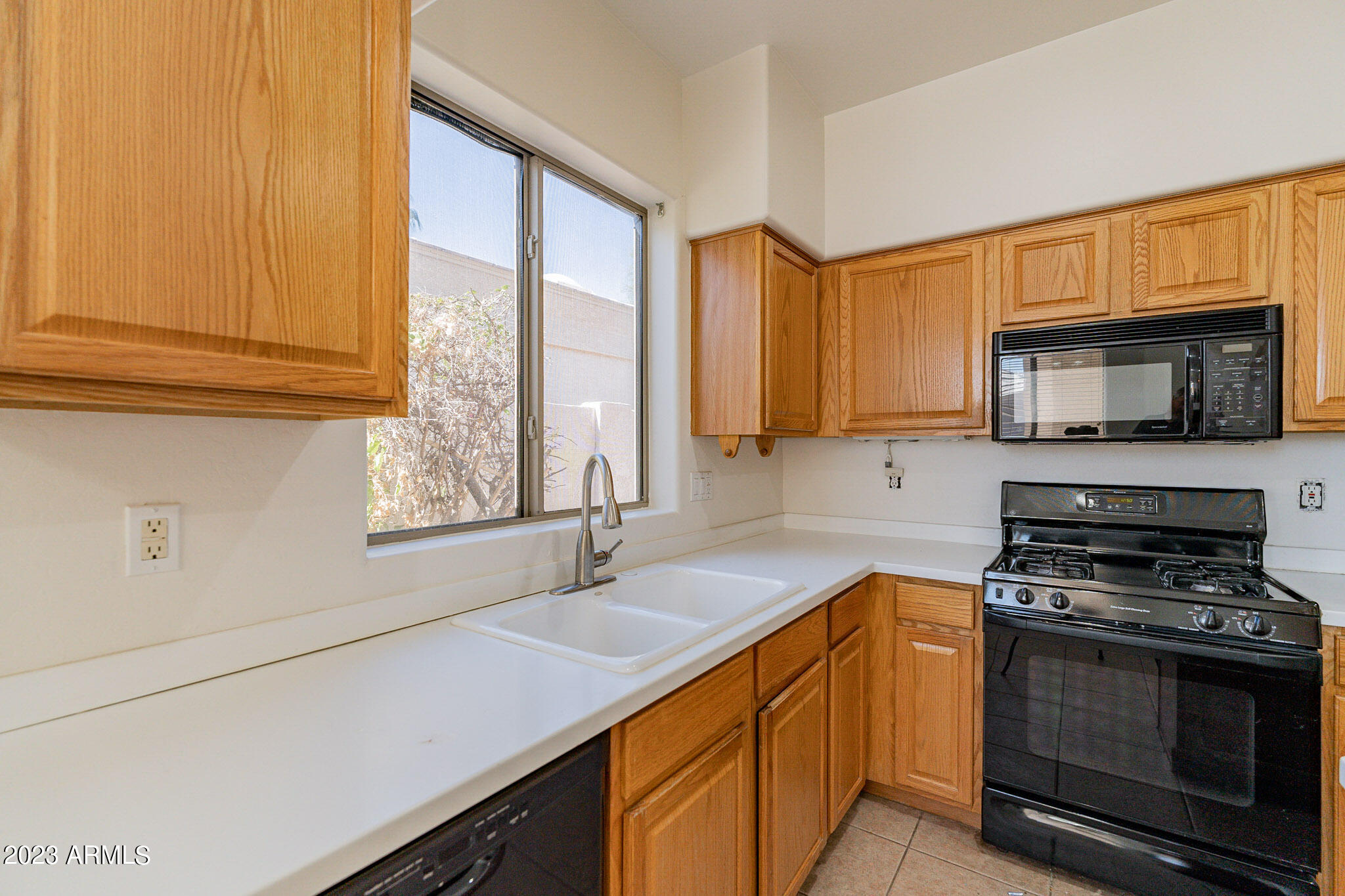 6378 W BLACKHAWK Drive