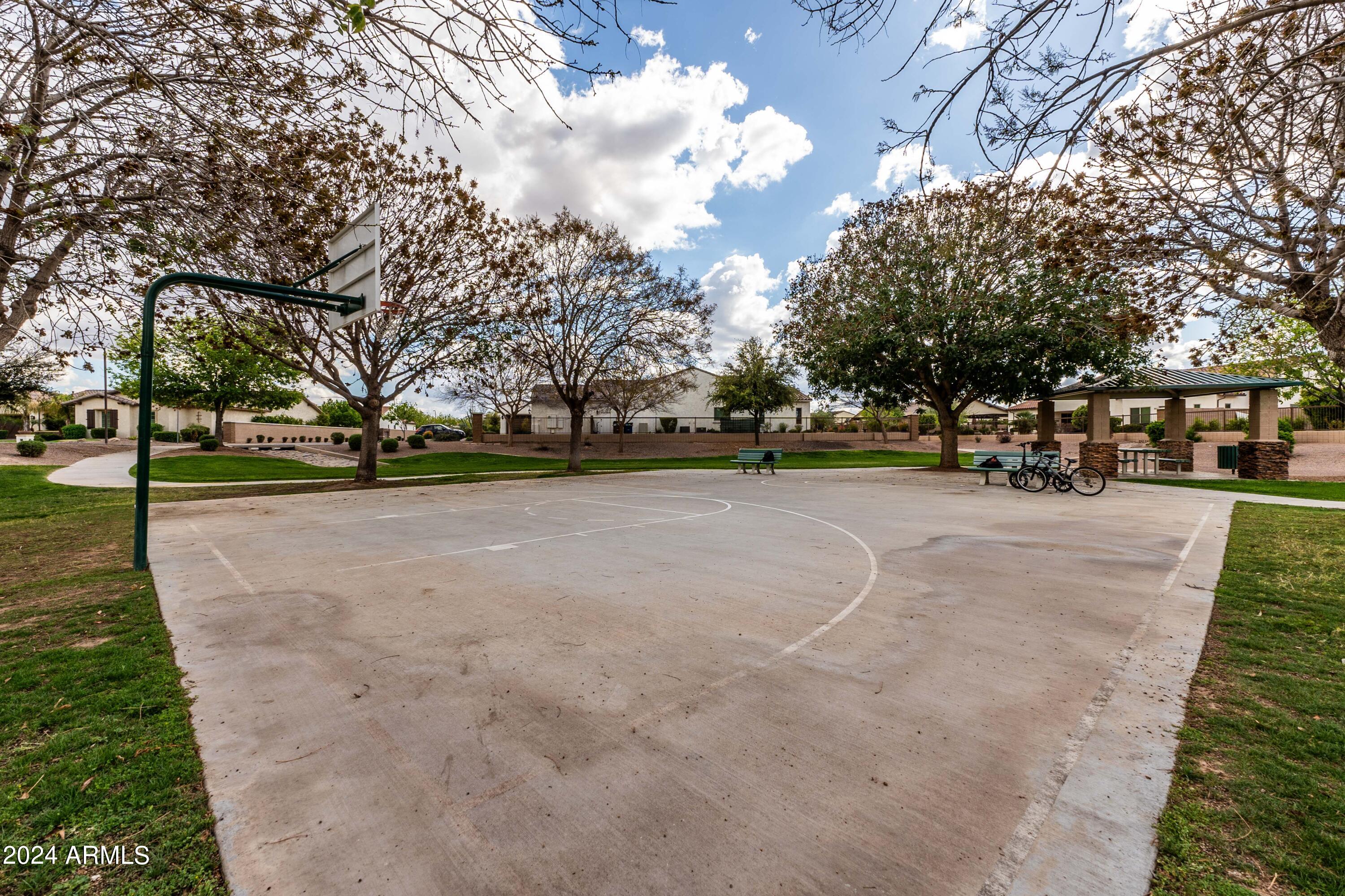 20277 E SILVER CREEK Lane