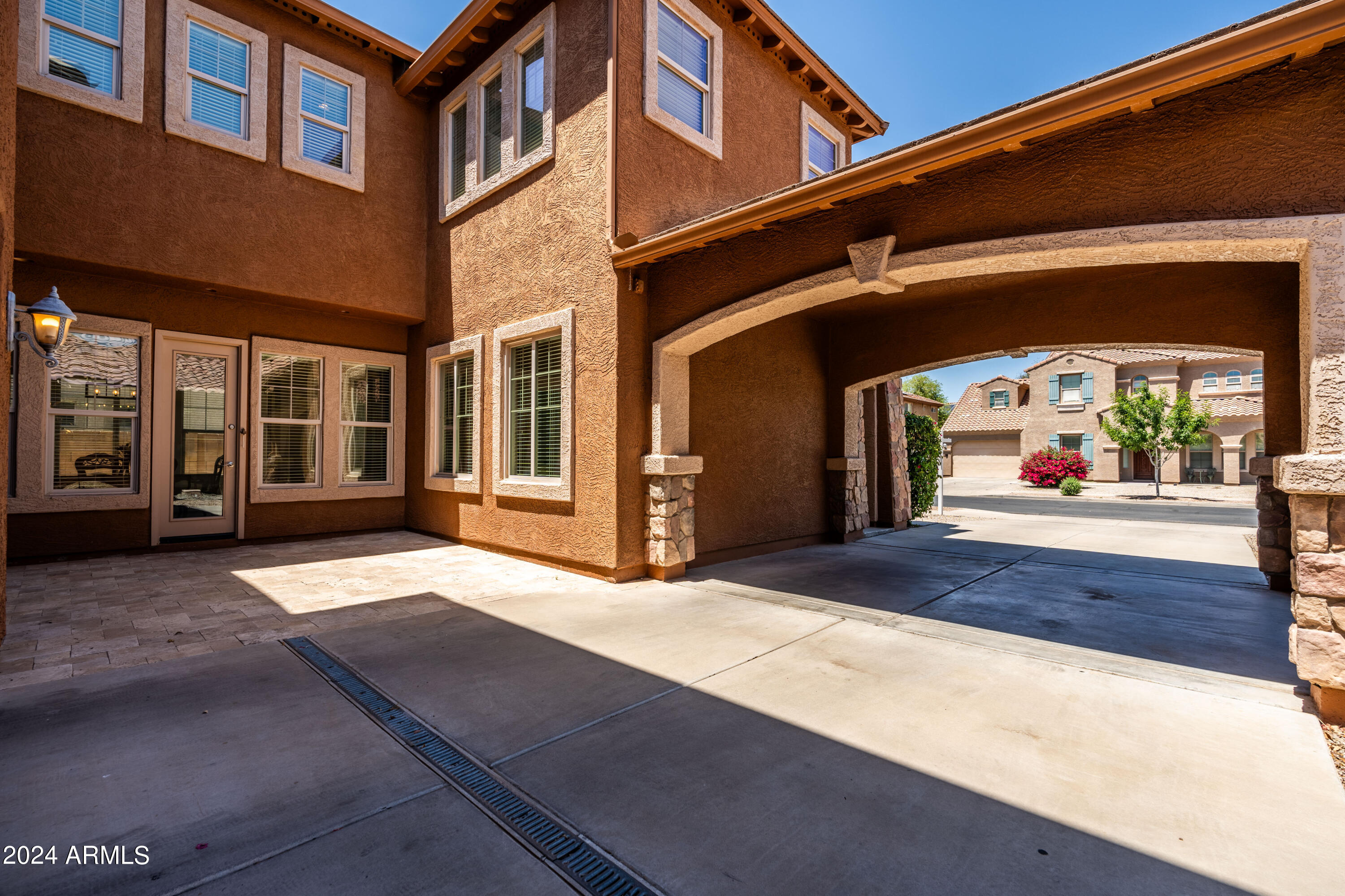 20277 E SILVER CREEK Lane