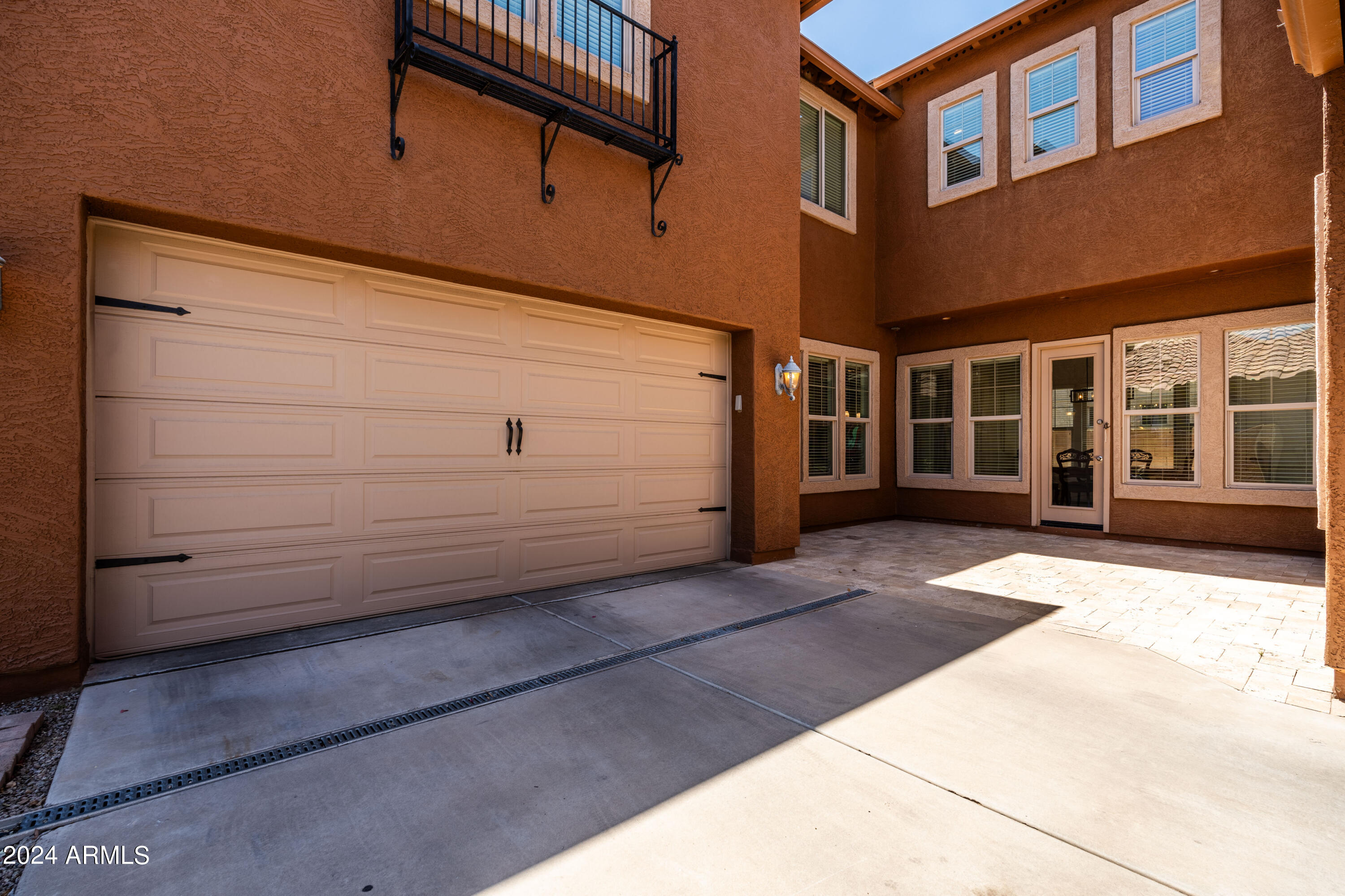 20277 E SILVER CREEK Lane