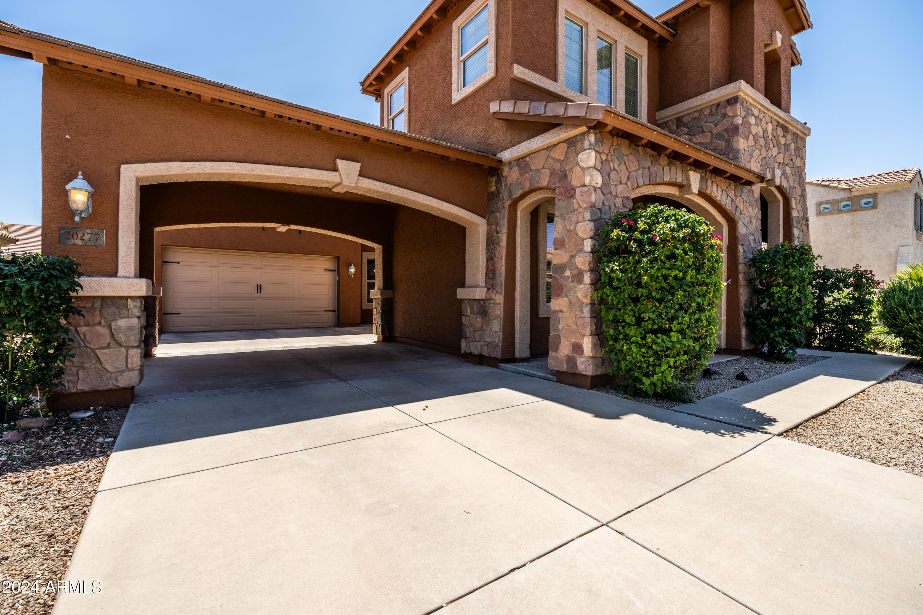 20277 E SILVER CREEK Lane
