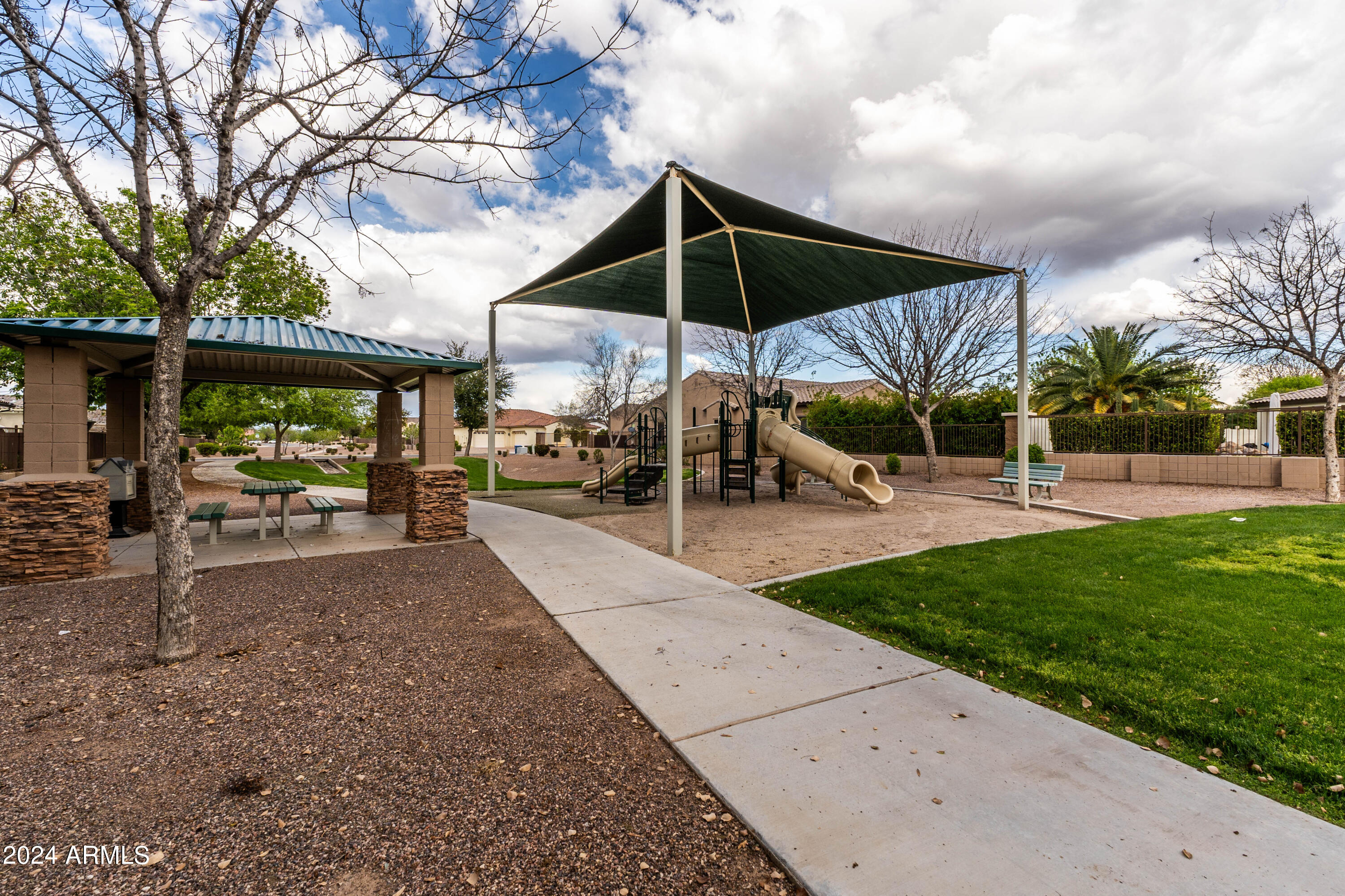 20277 E SILVER CREEK Lane