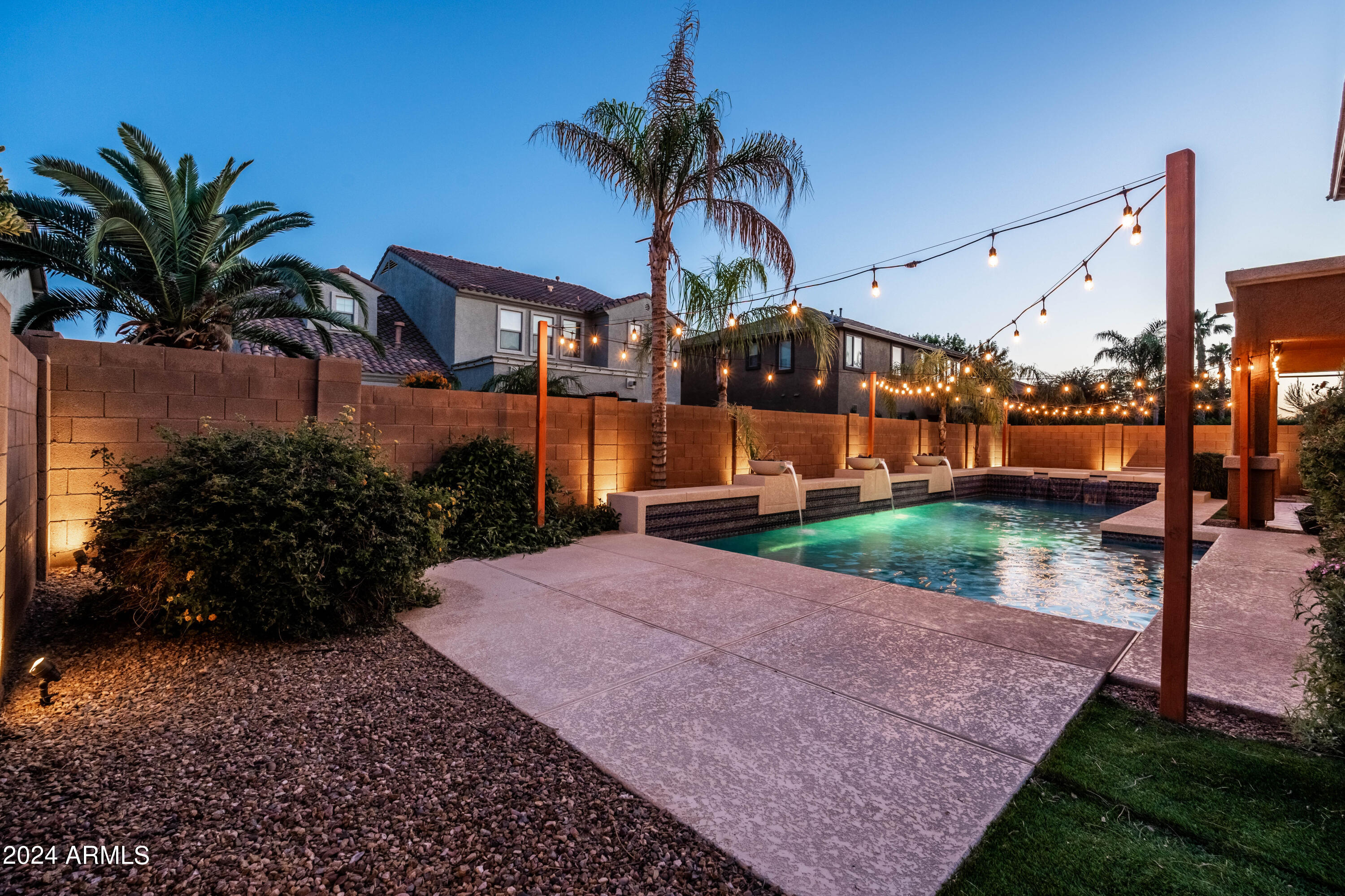 20277 E SILVER CREEK Lane