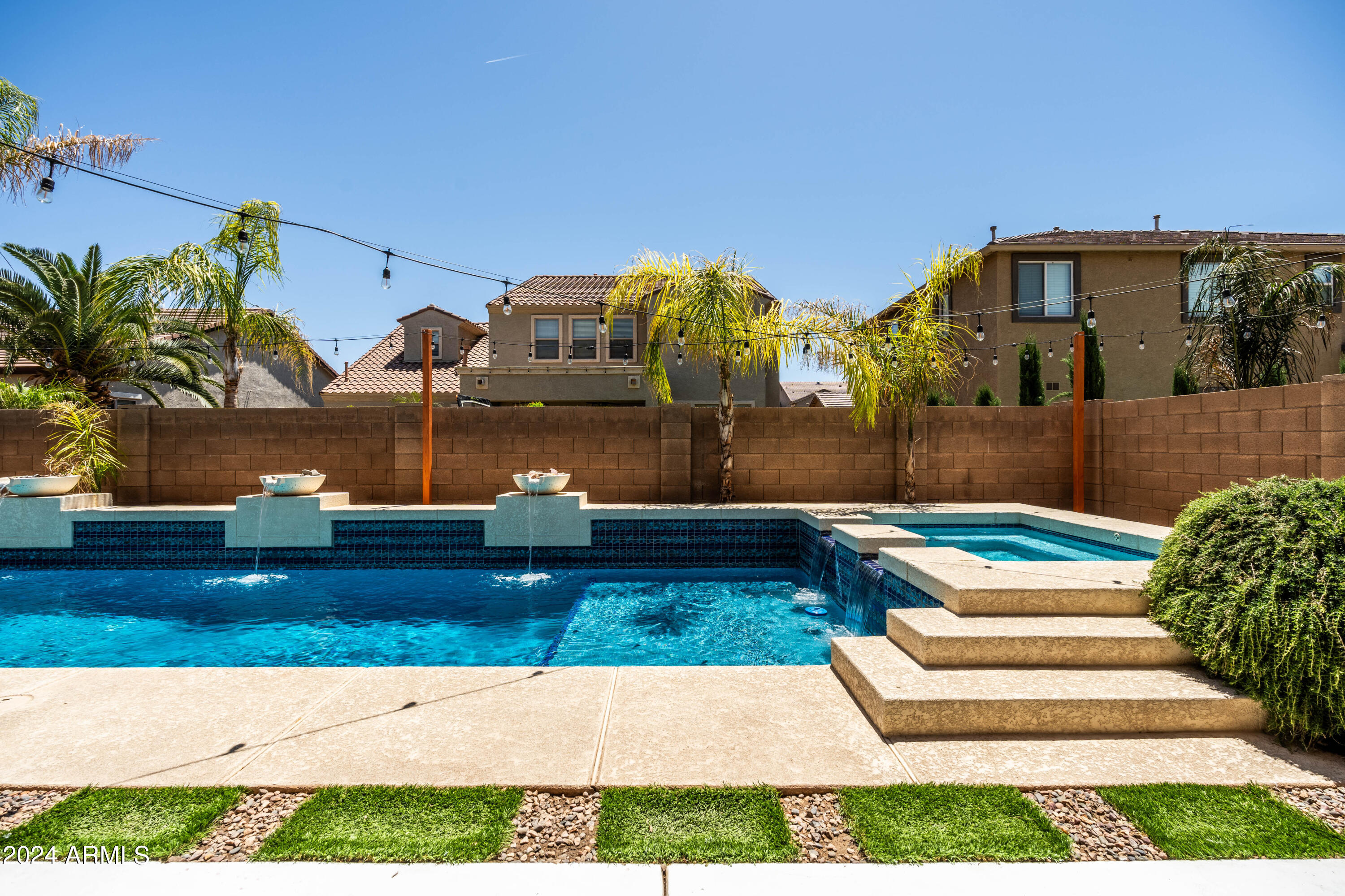 20277 E SILVER CREEK Lane