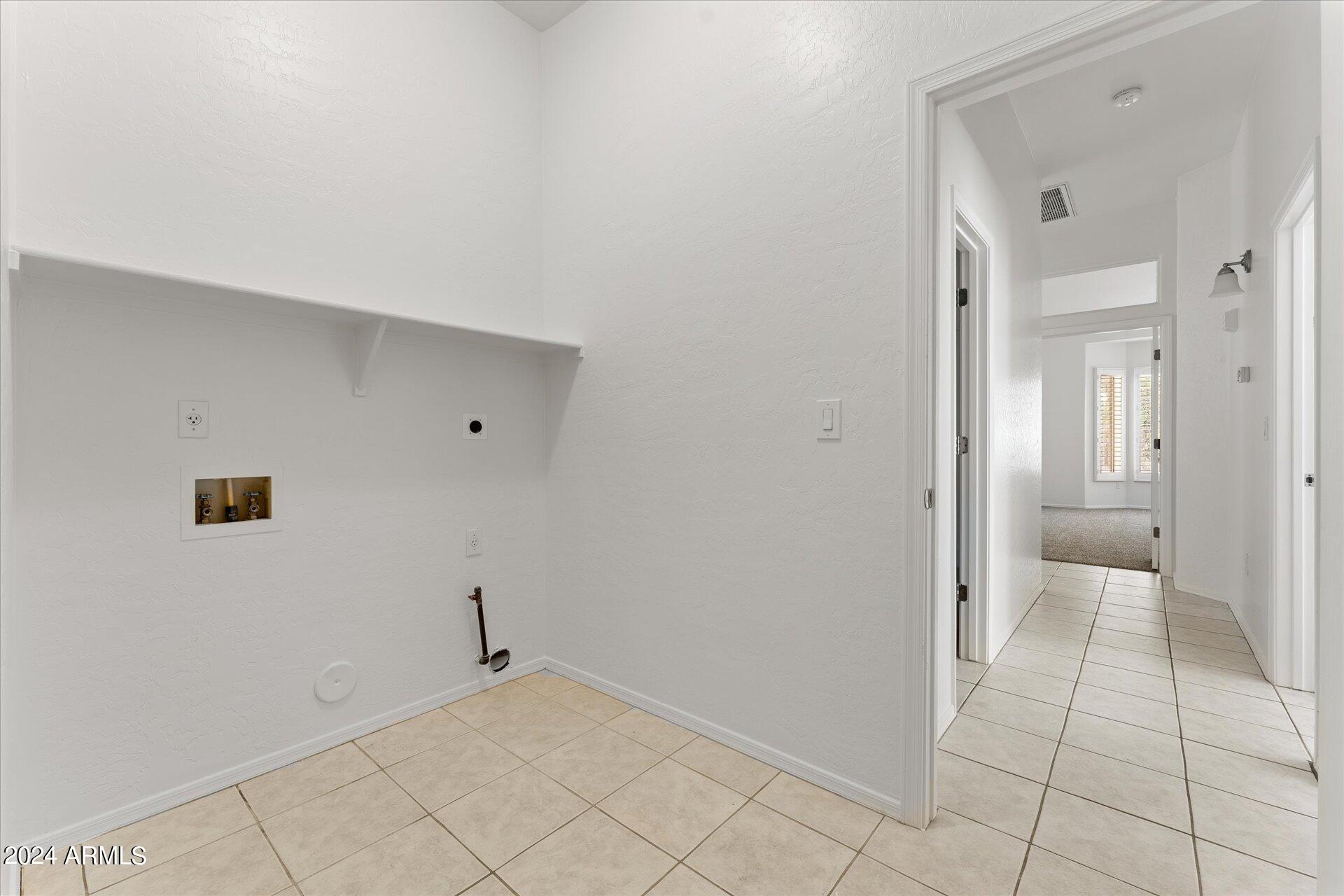 3055 N RED MOUNTAIN Mountain # 216