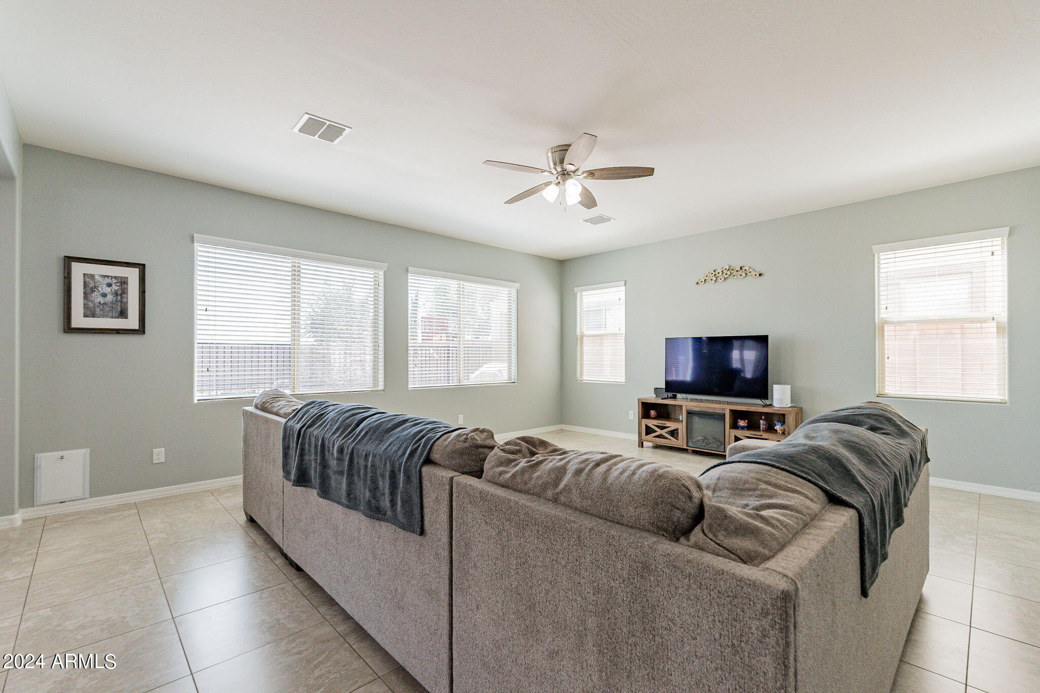 38591 N REYNOSA Drive