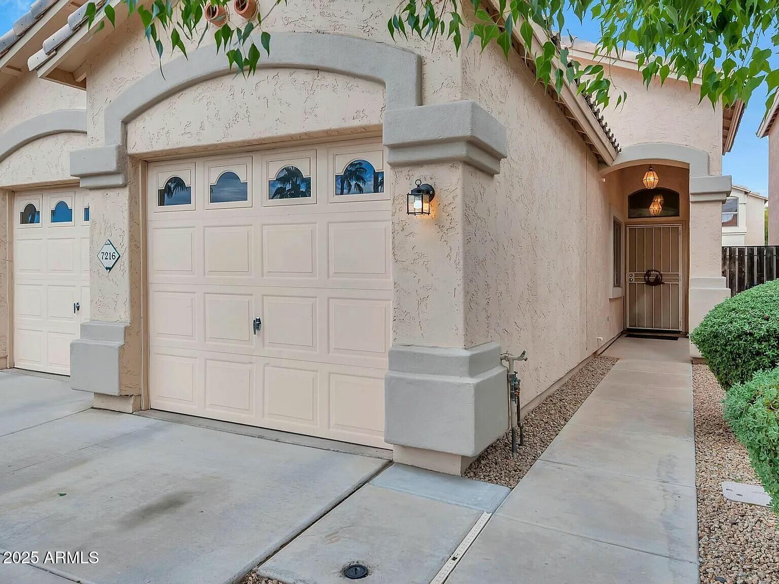 7216 E KRAMER Street