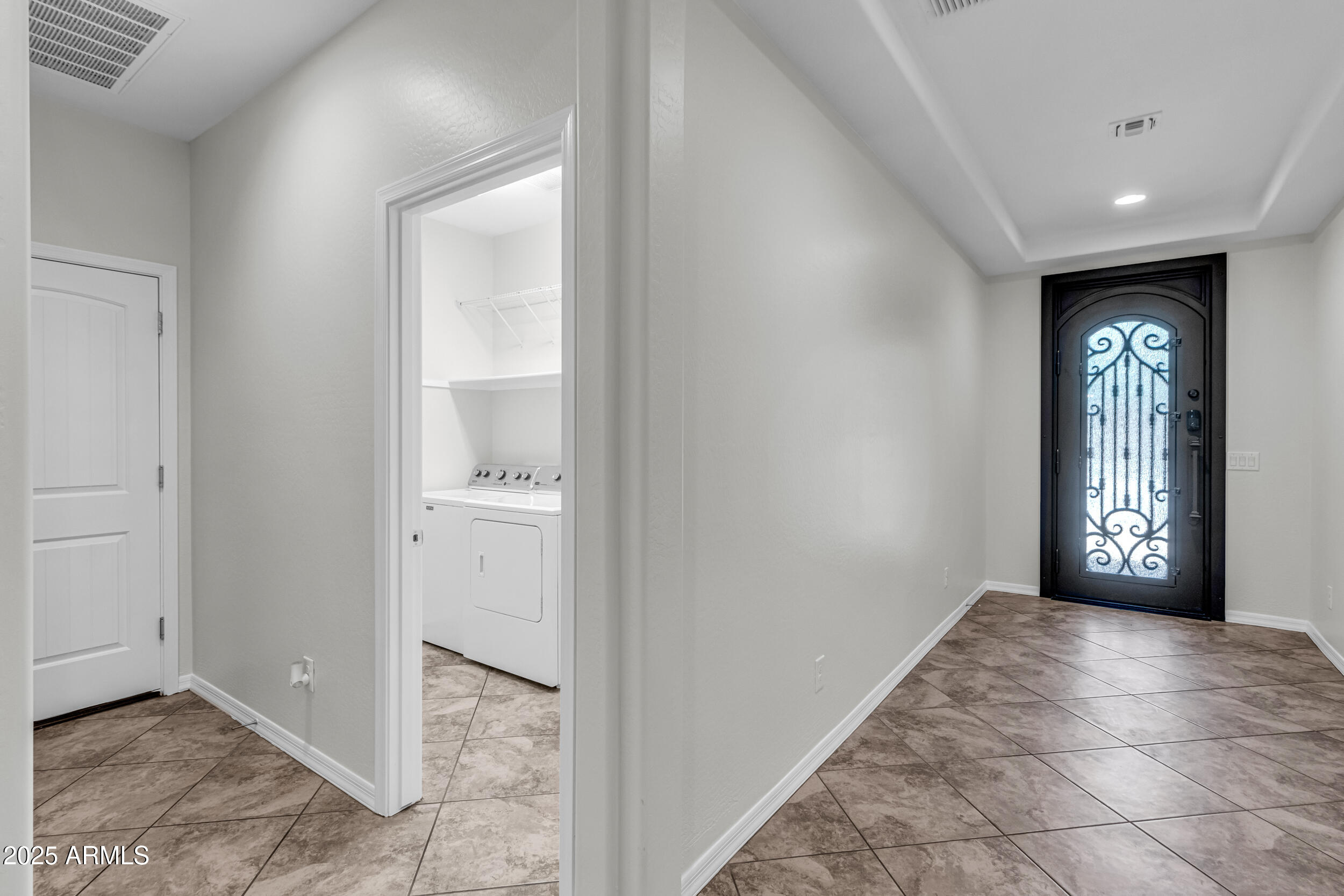 4107 W DESERT Lane