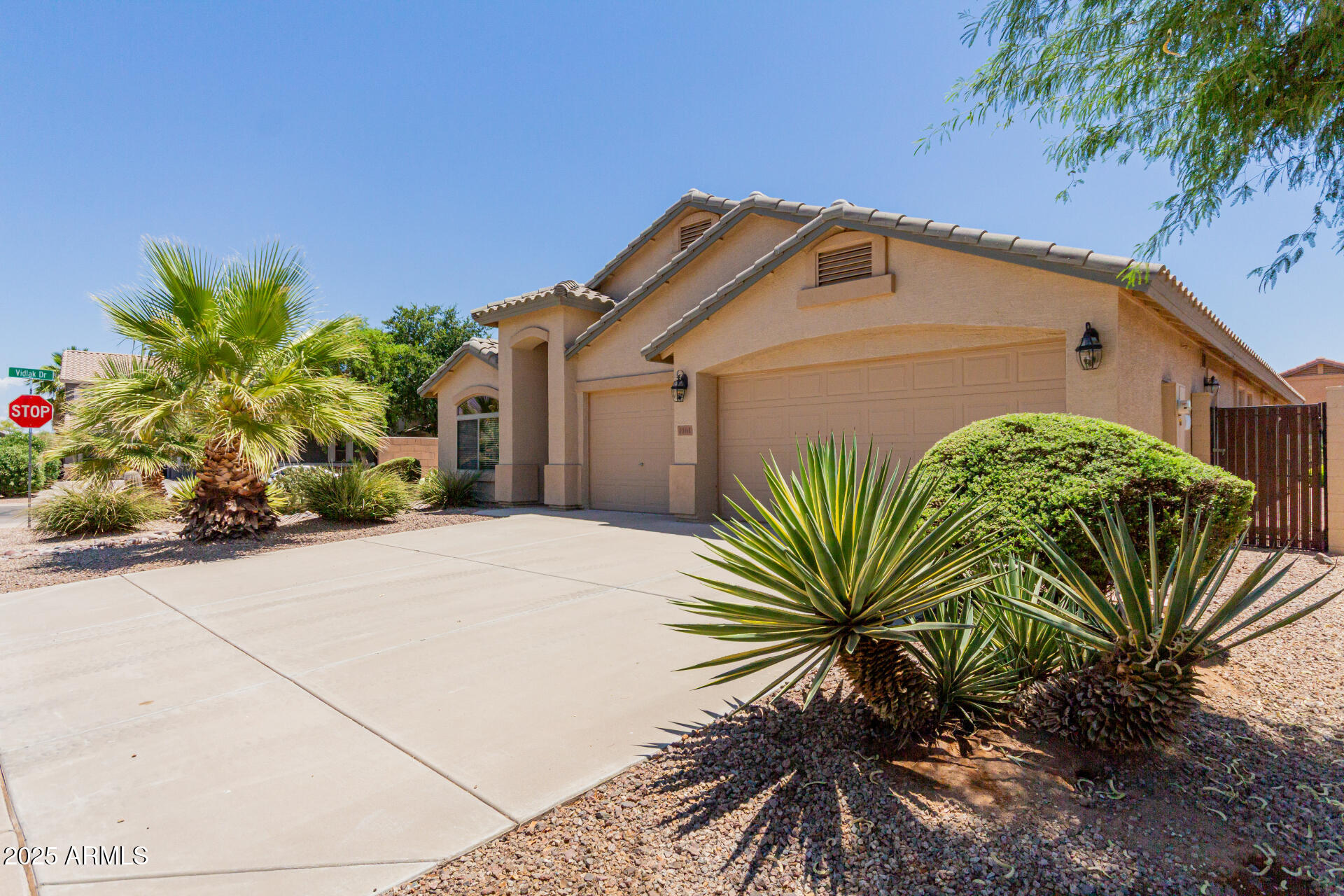 1161 W LOVE Road
