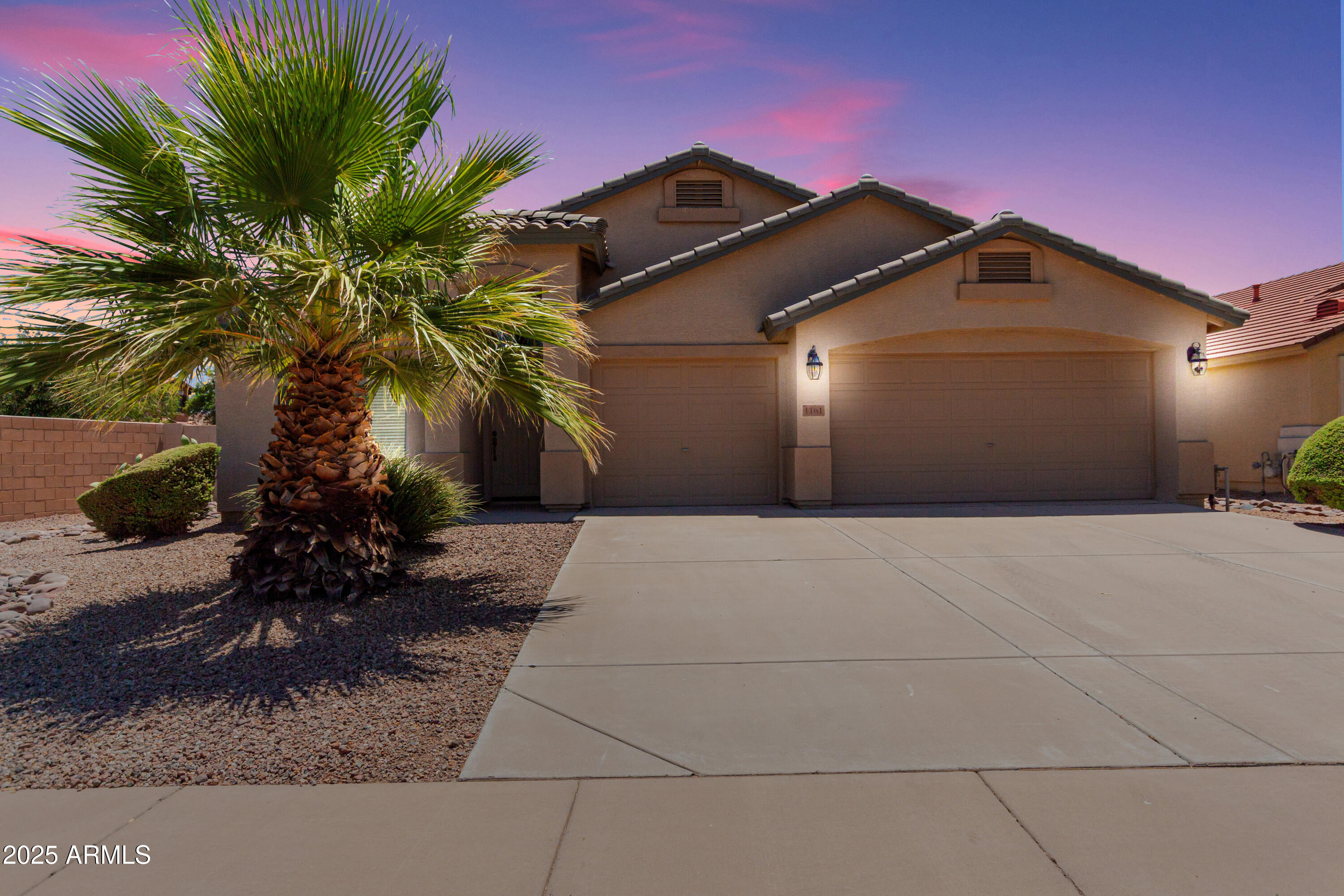 1161 W LOVE Road
