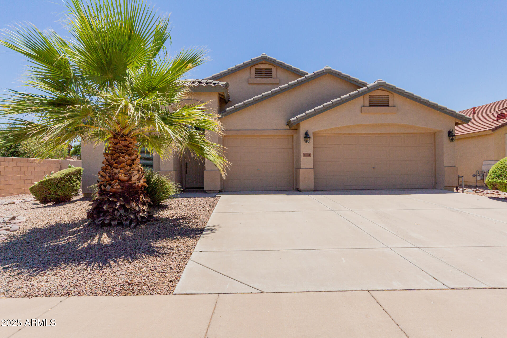 1161 W LOVE Road