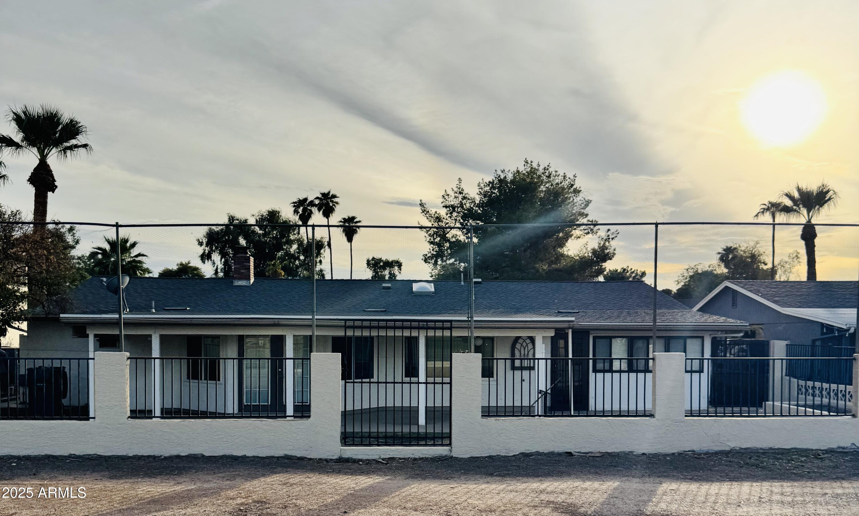 635 S EDGEWATER Drive