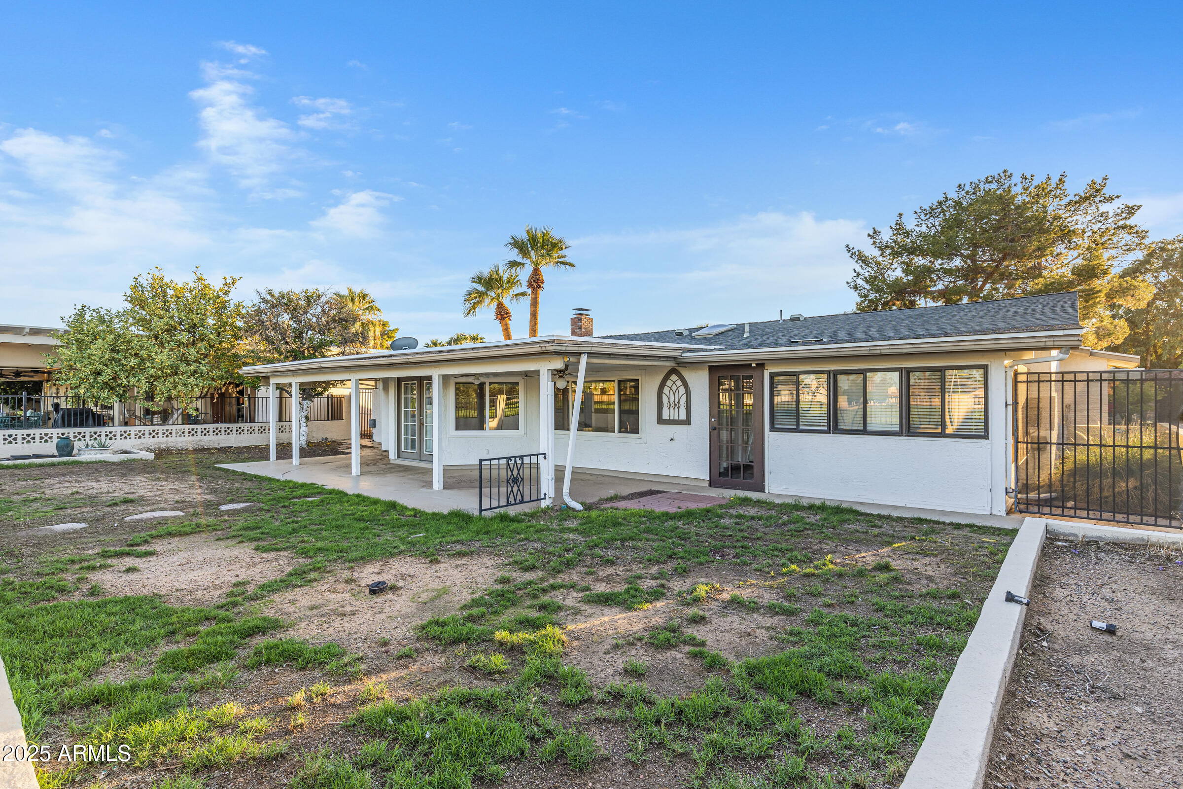 635 S EDGEWATER Drive