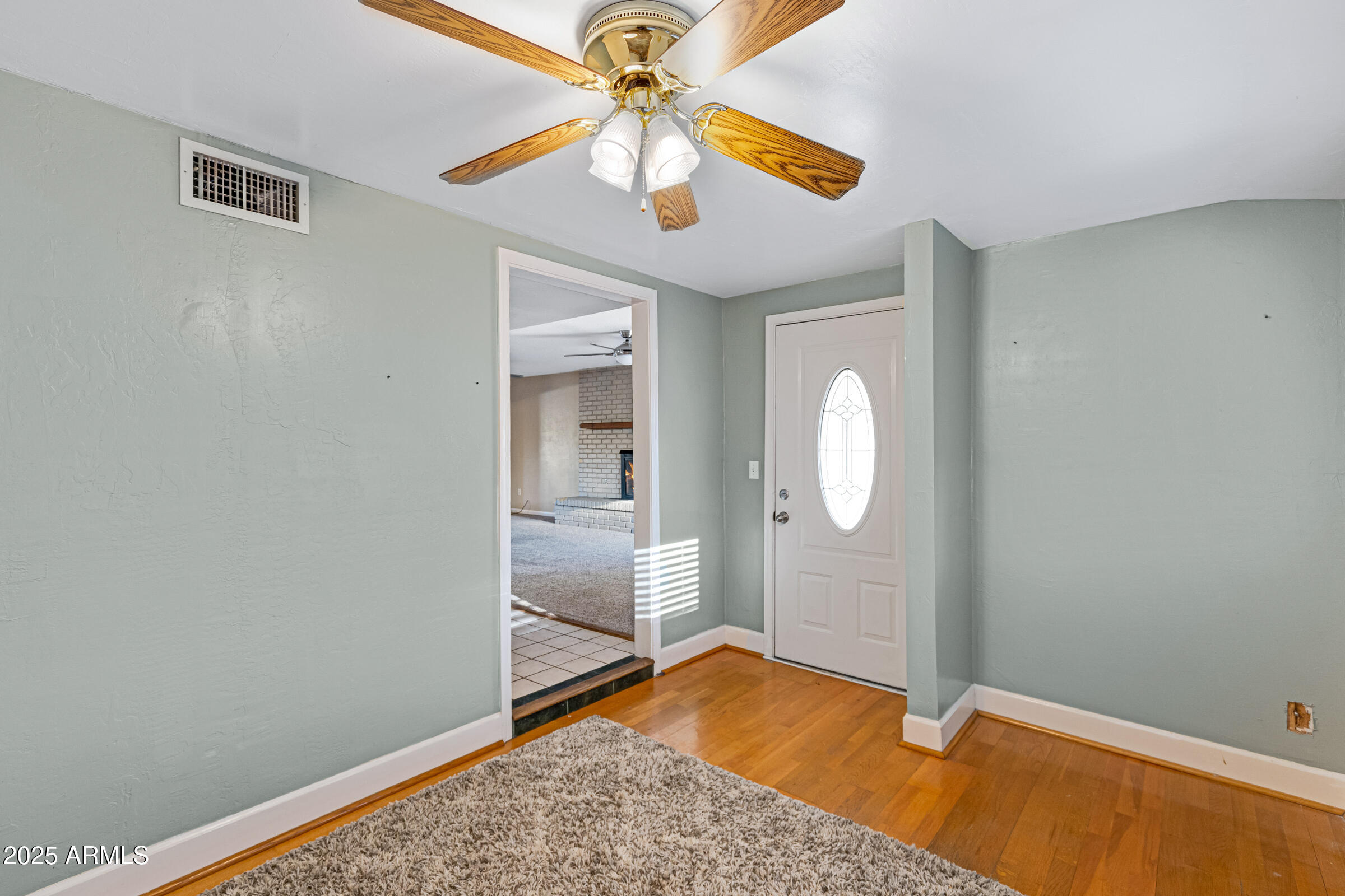 635 S EDGEWATER Drive