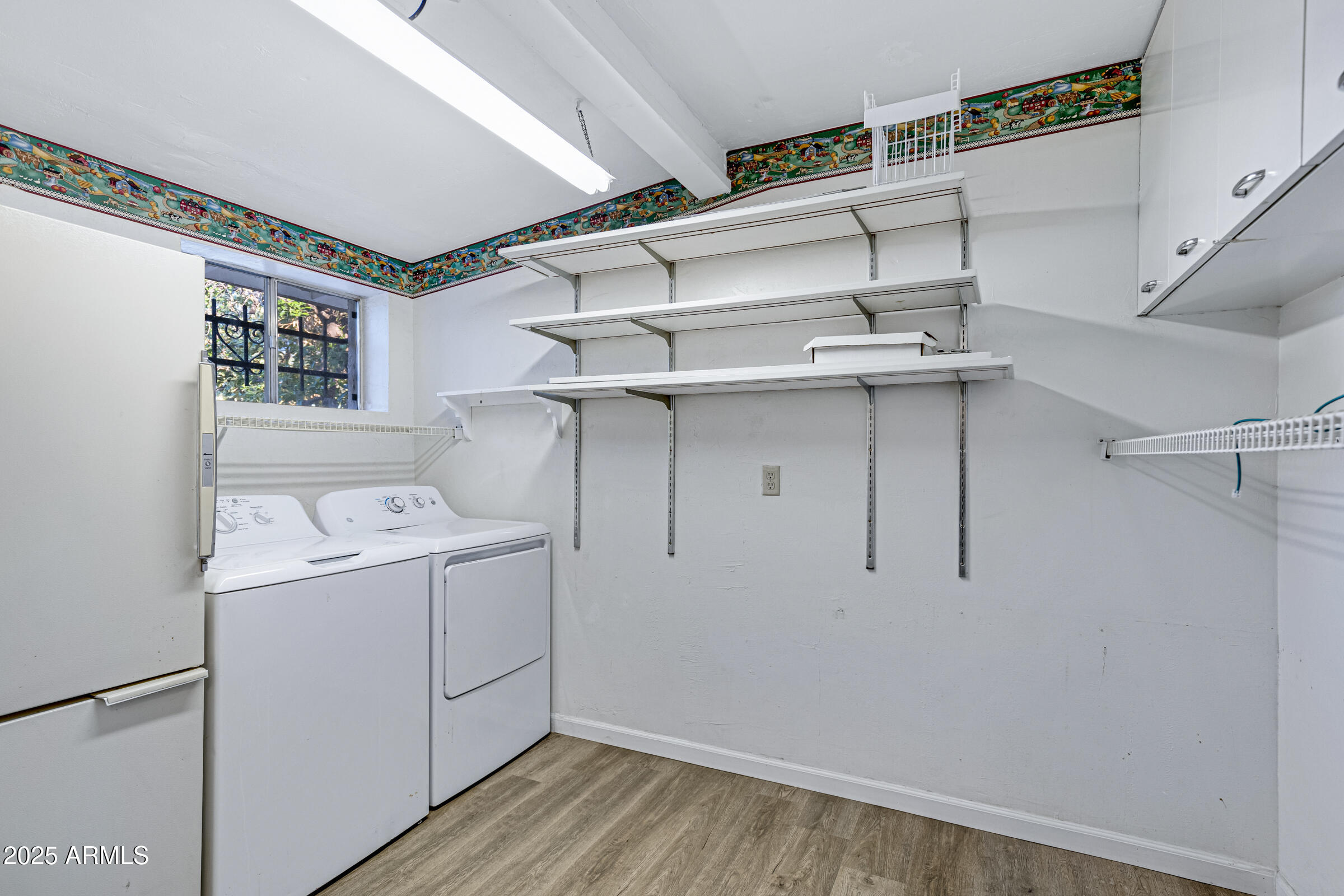 635 S EDGEWATER Drive