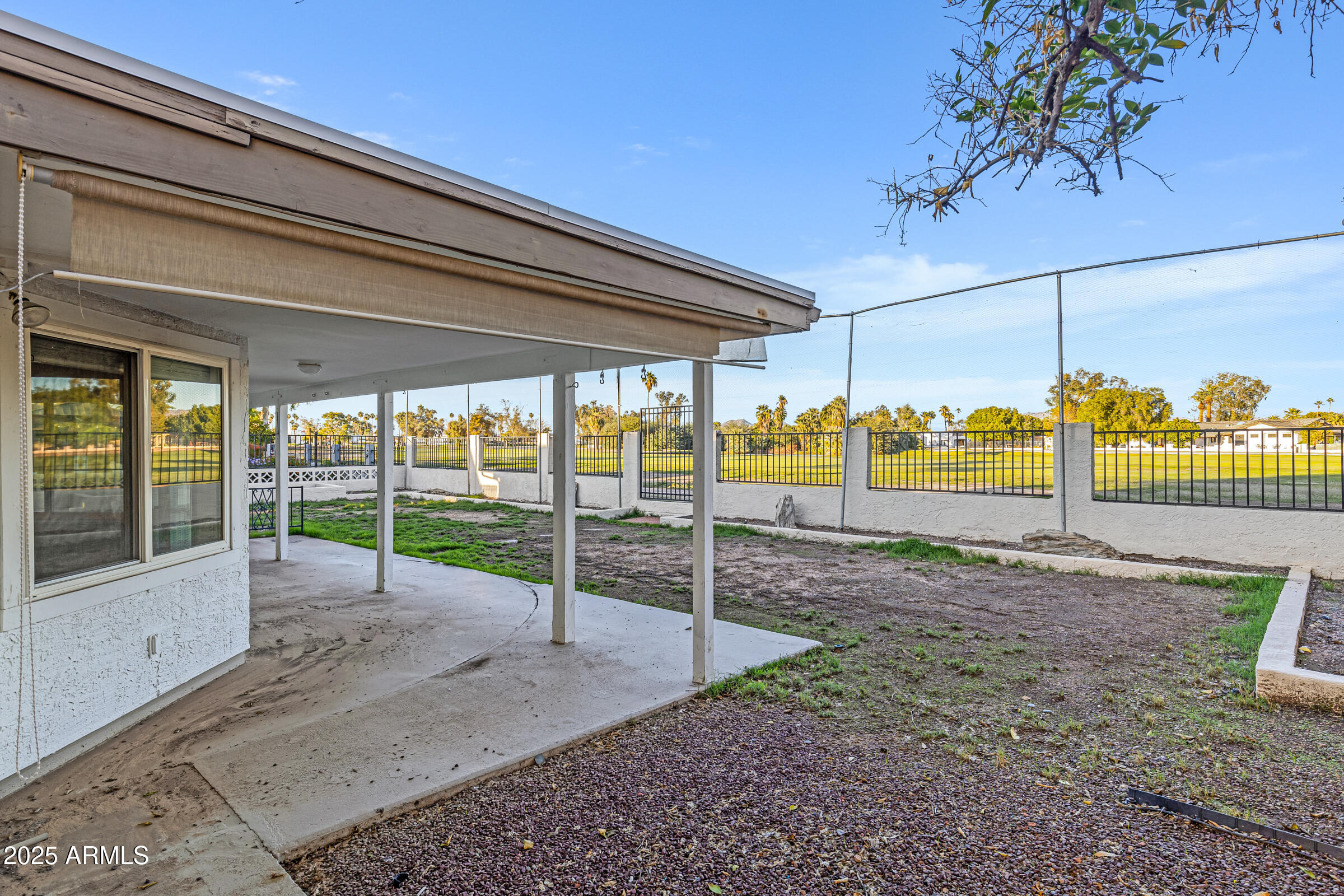 635 S EDGEWATER Drive