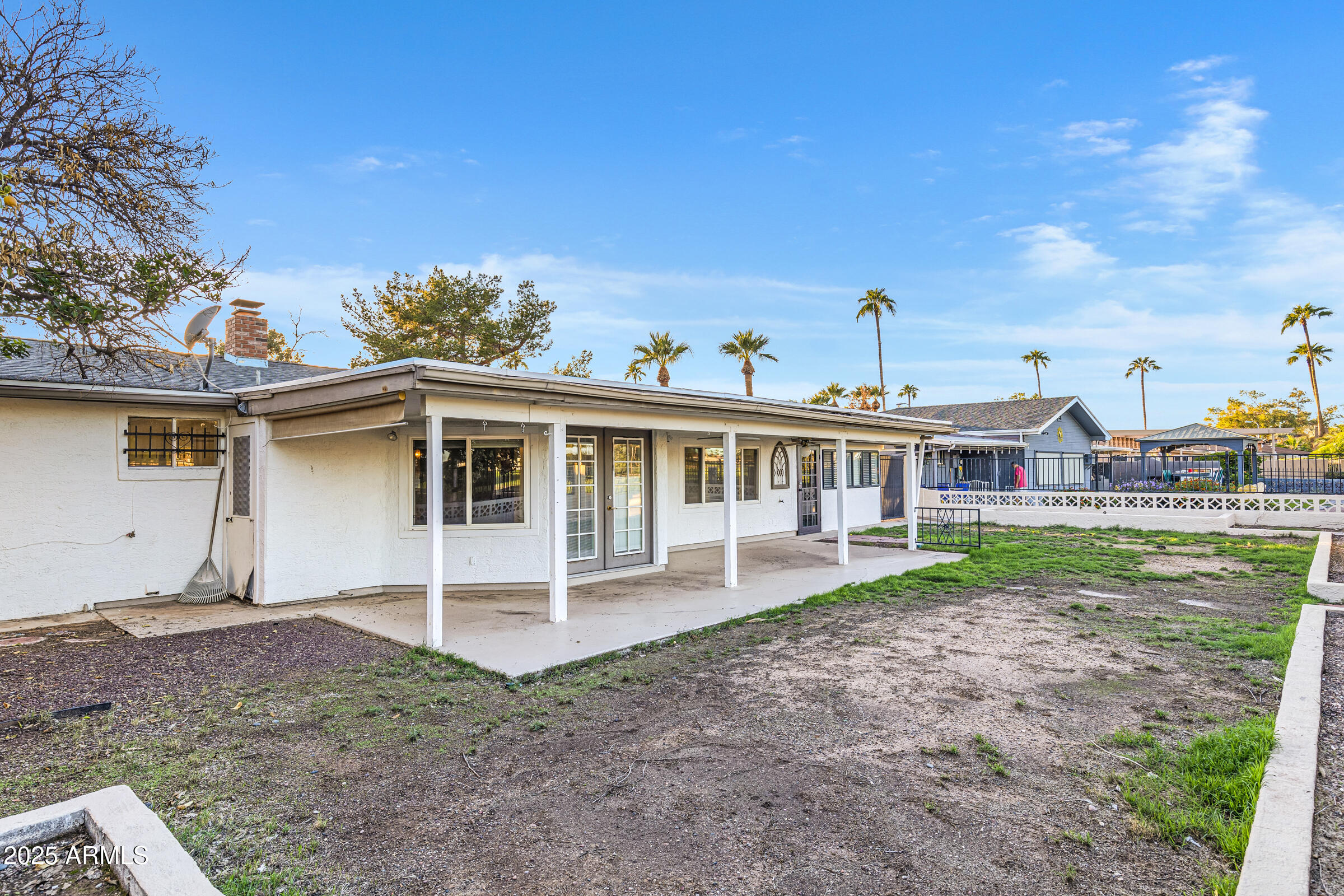 635 S EDGEWATER Drive