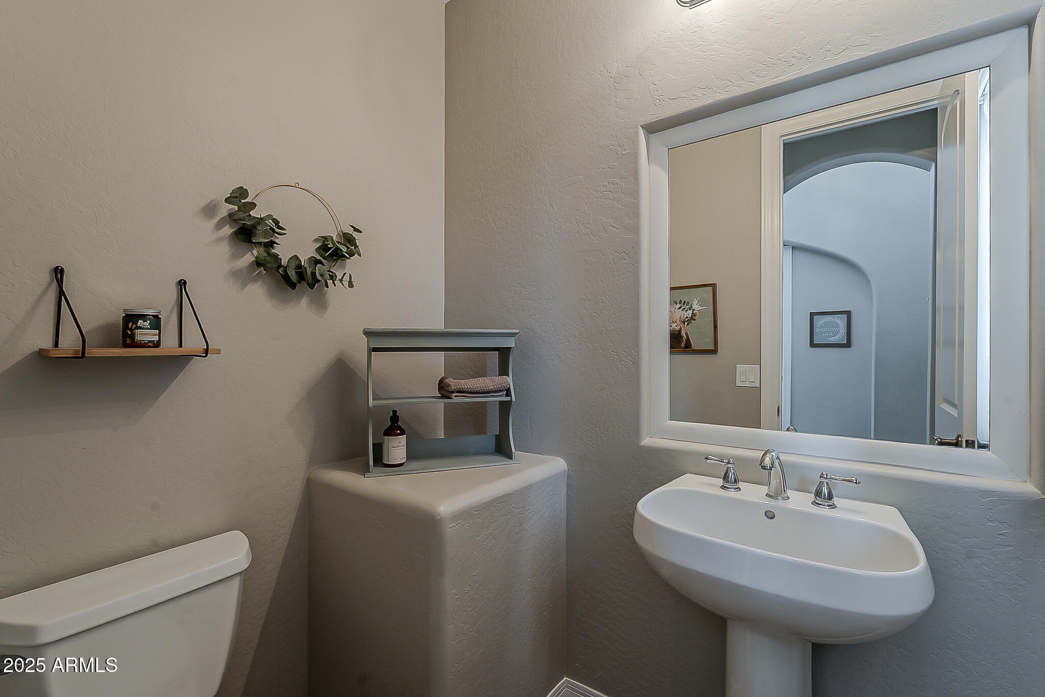 20277 E SILVER CREEK Lane