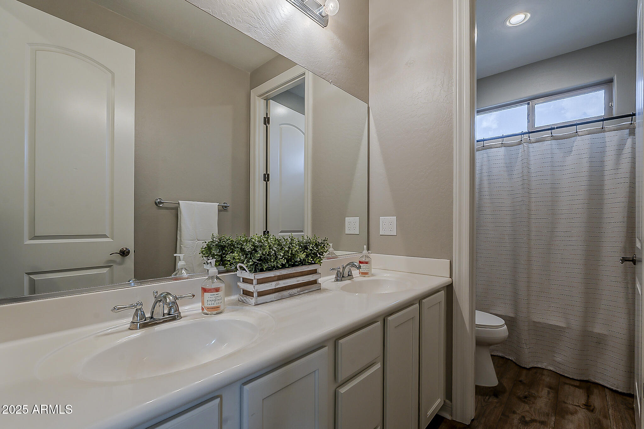 20277 E SILVER CREEK Lane