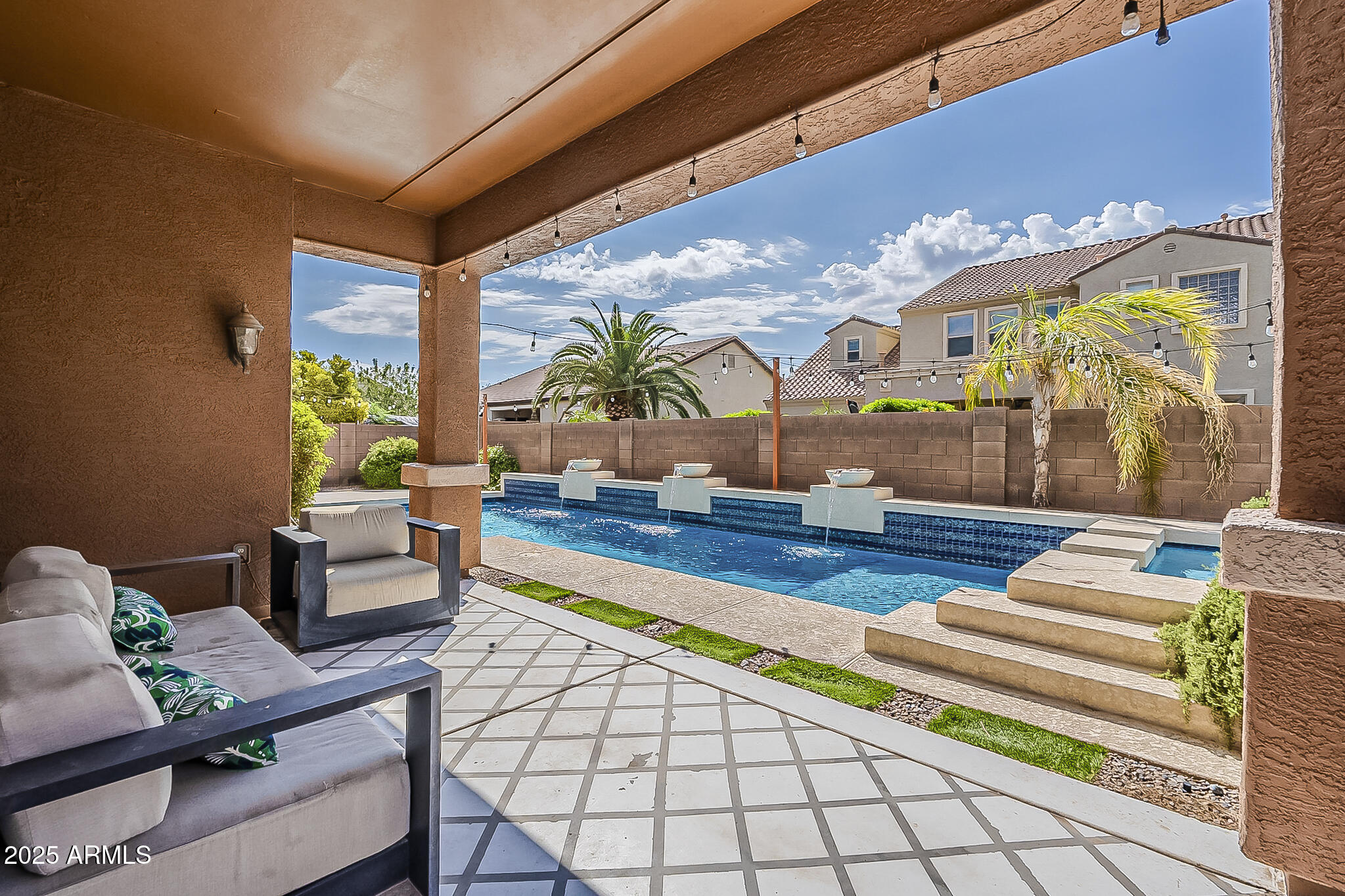 20277 E SILVER CREEK Lane