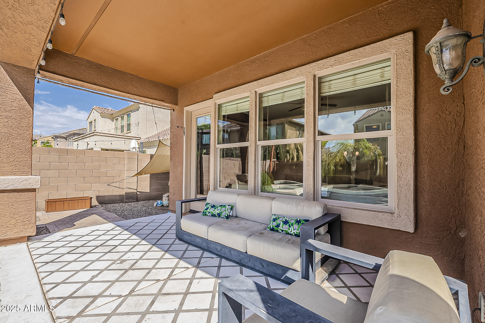 20277 E SILVER CREEK Lane