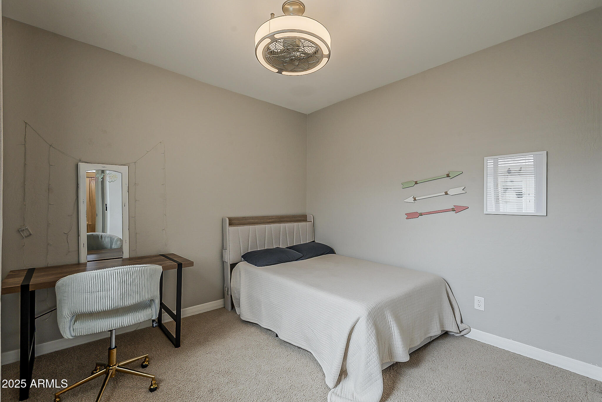 20277 E SILVER CREEK Lane