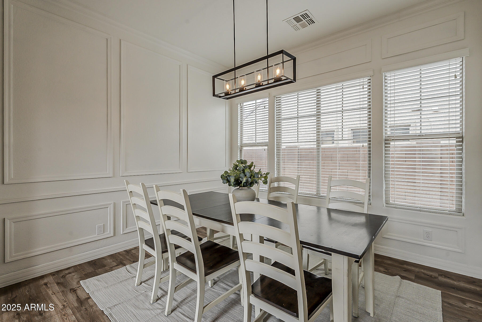 20277 E SILVER CREEK Lane