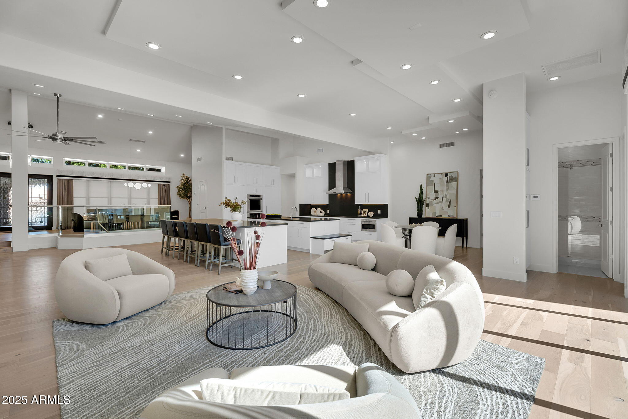 5509 W SOFT WIND Drive, Glendale