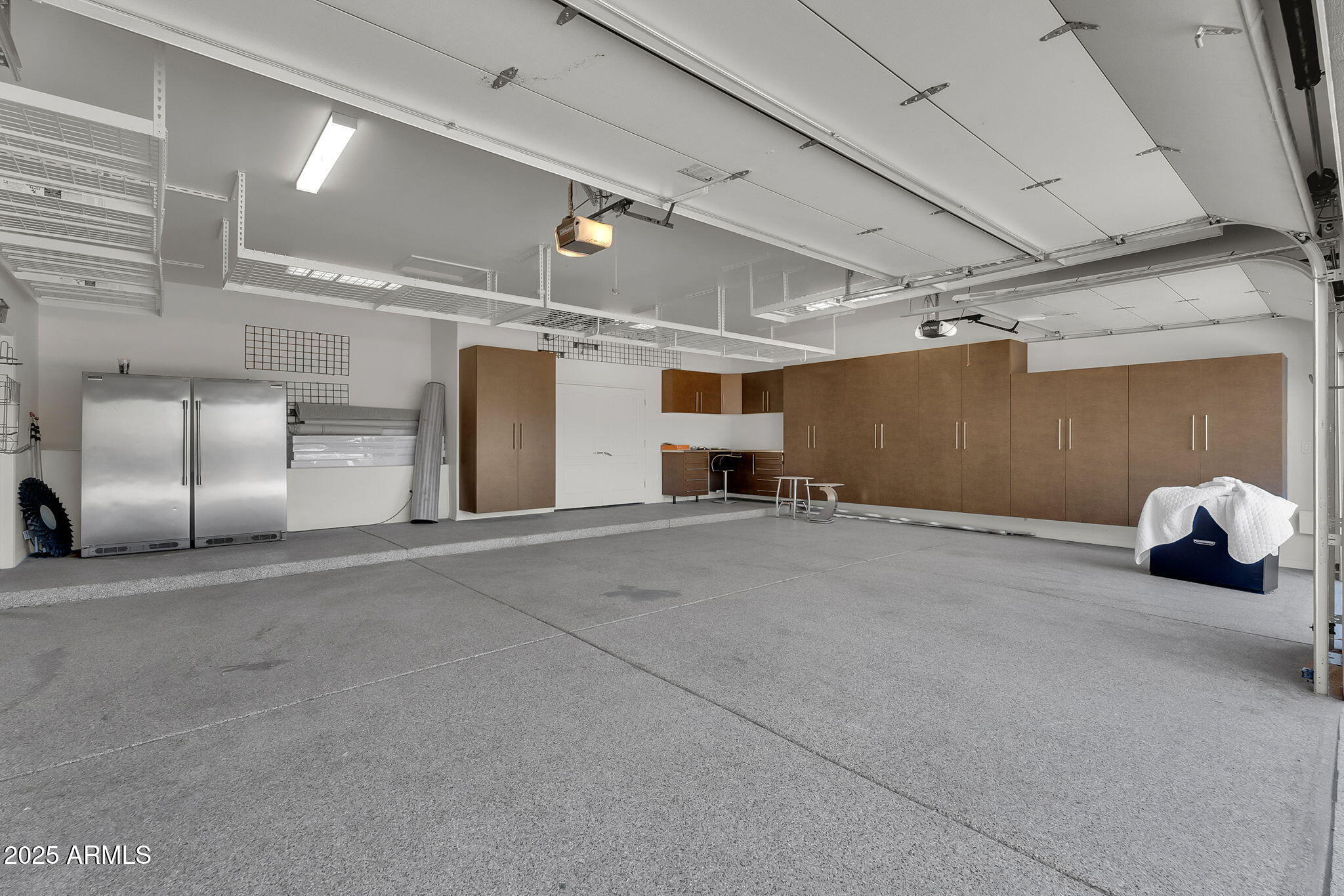 5509 W SOFT WIND Drive, Glendale