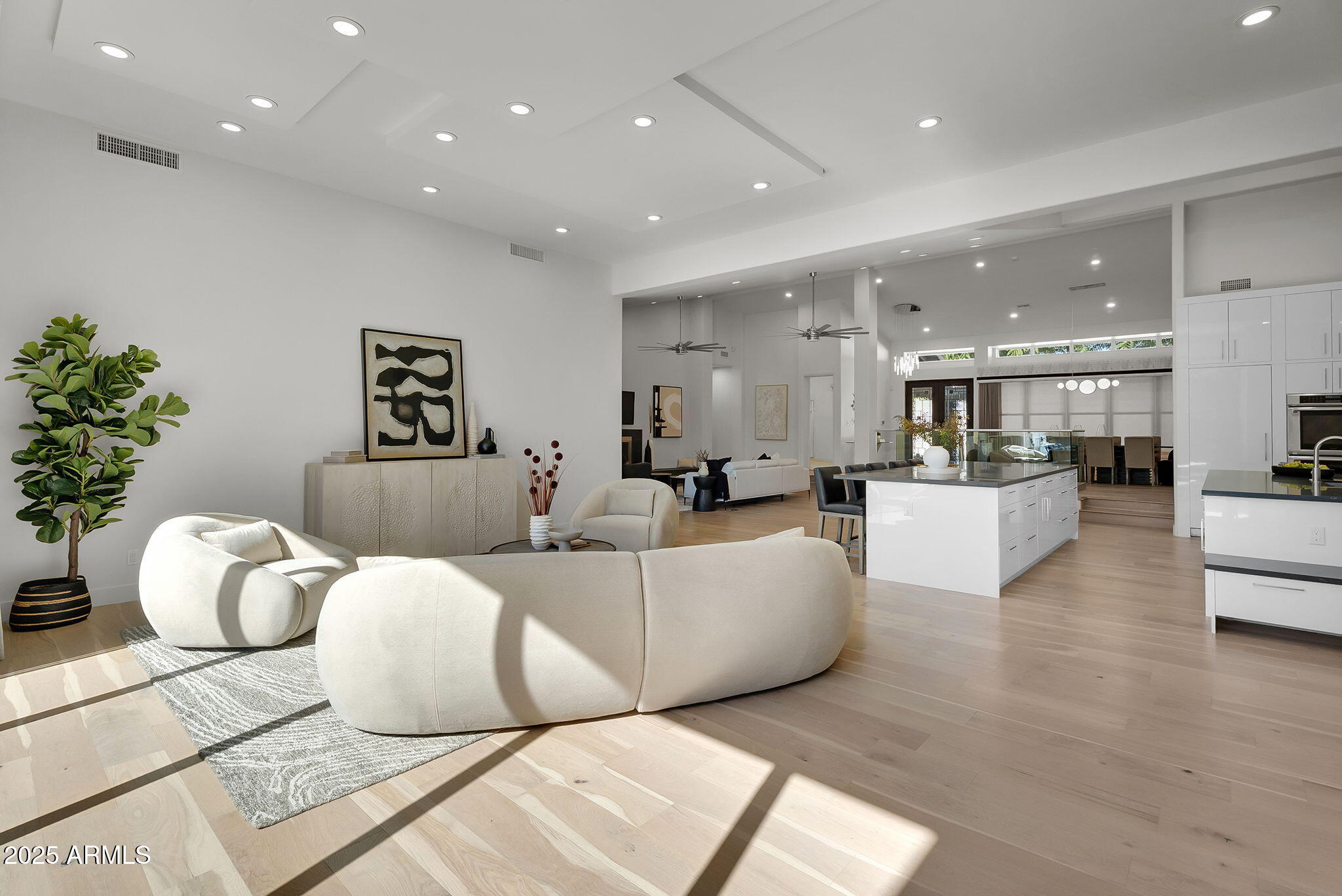 5509 W SOFT WIND Drive, Glendale