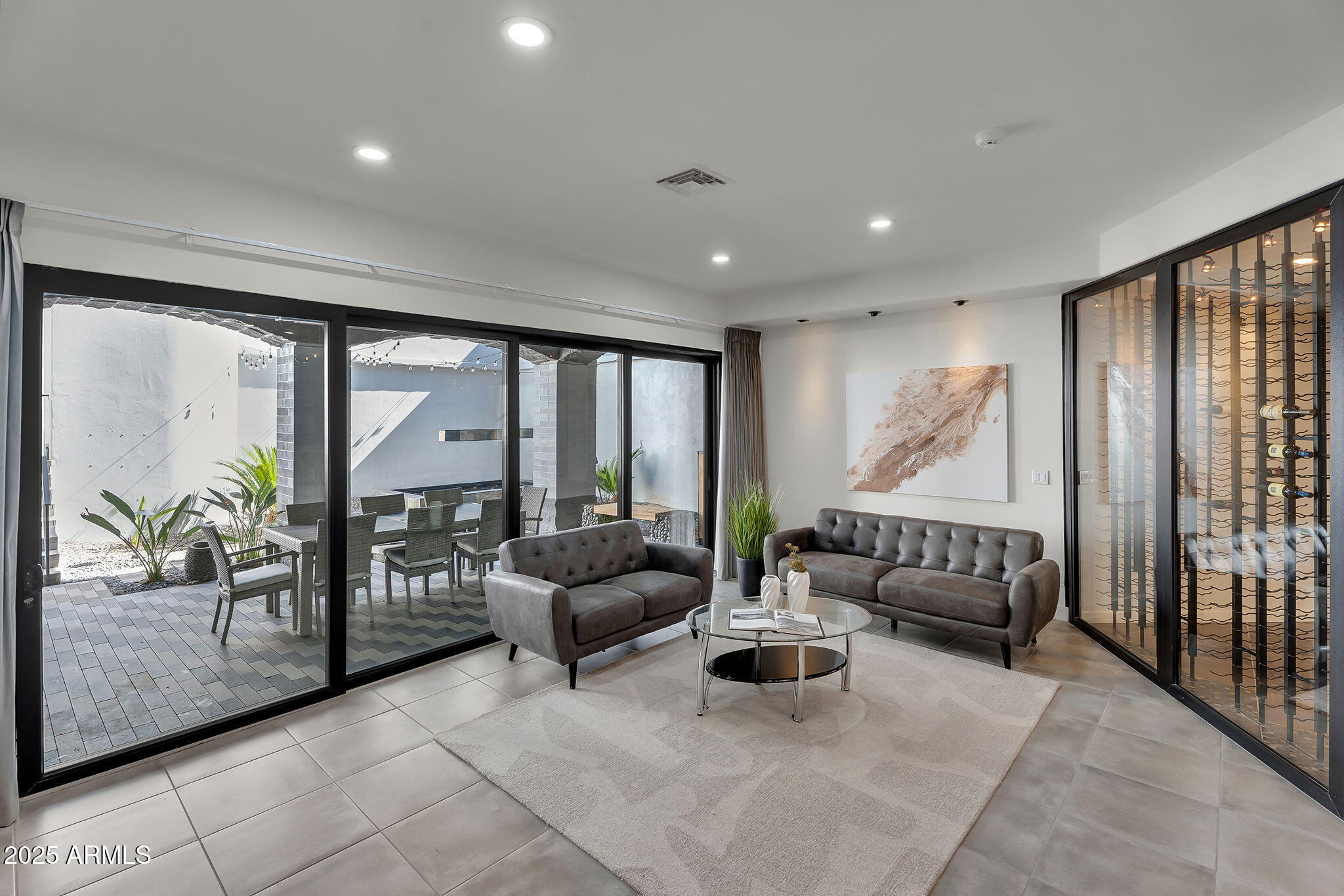 5509 W SOFT WIND Drive, Glendale