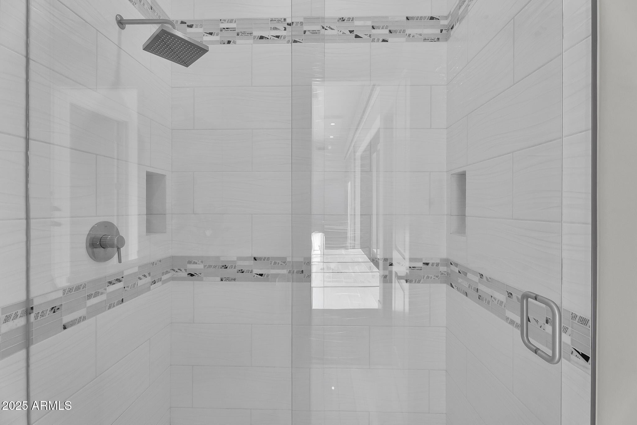 5509 W SOFT WIND Drive, Glendale