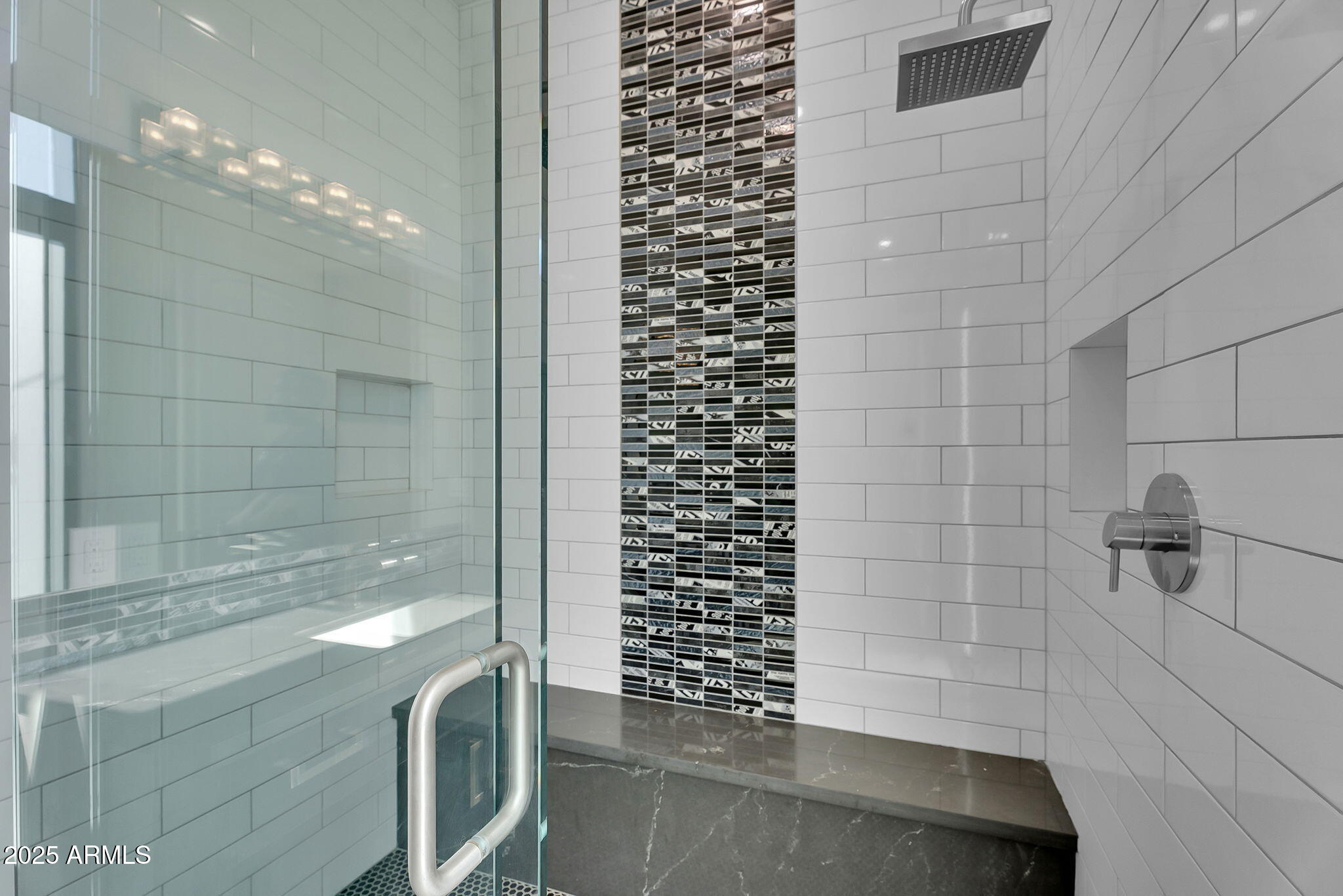 5509 W SOFT WIND Drive, Glendale