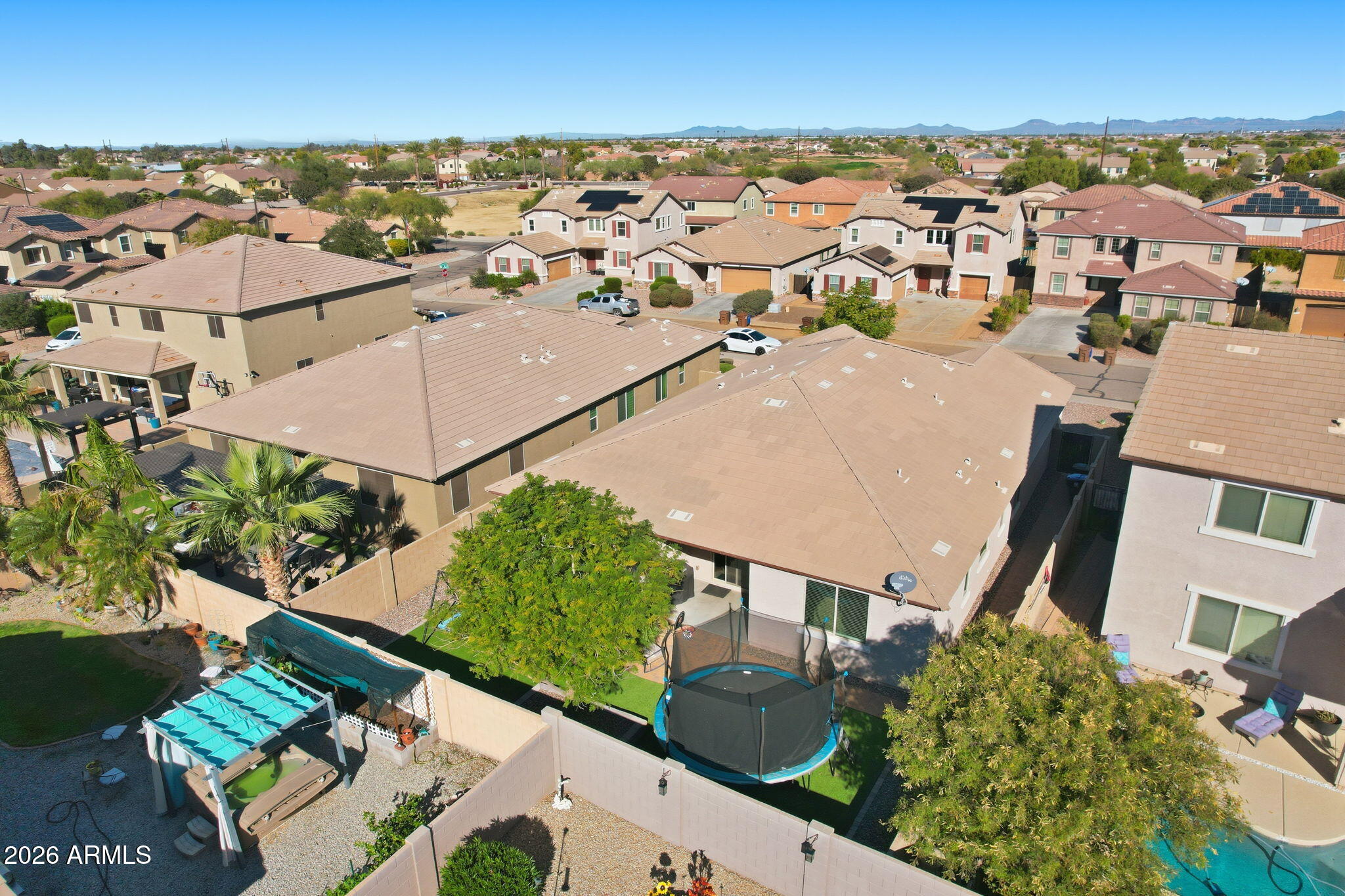 867 W DESERT GLEN Drive