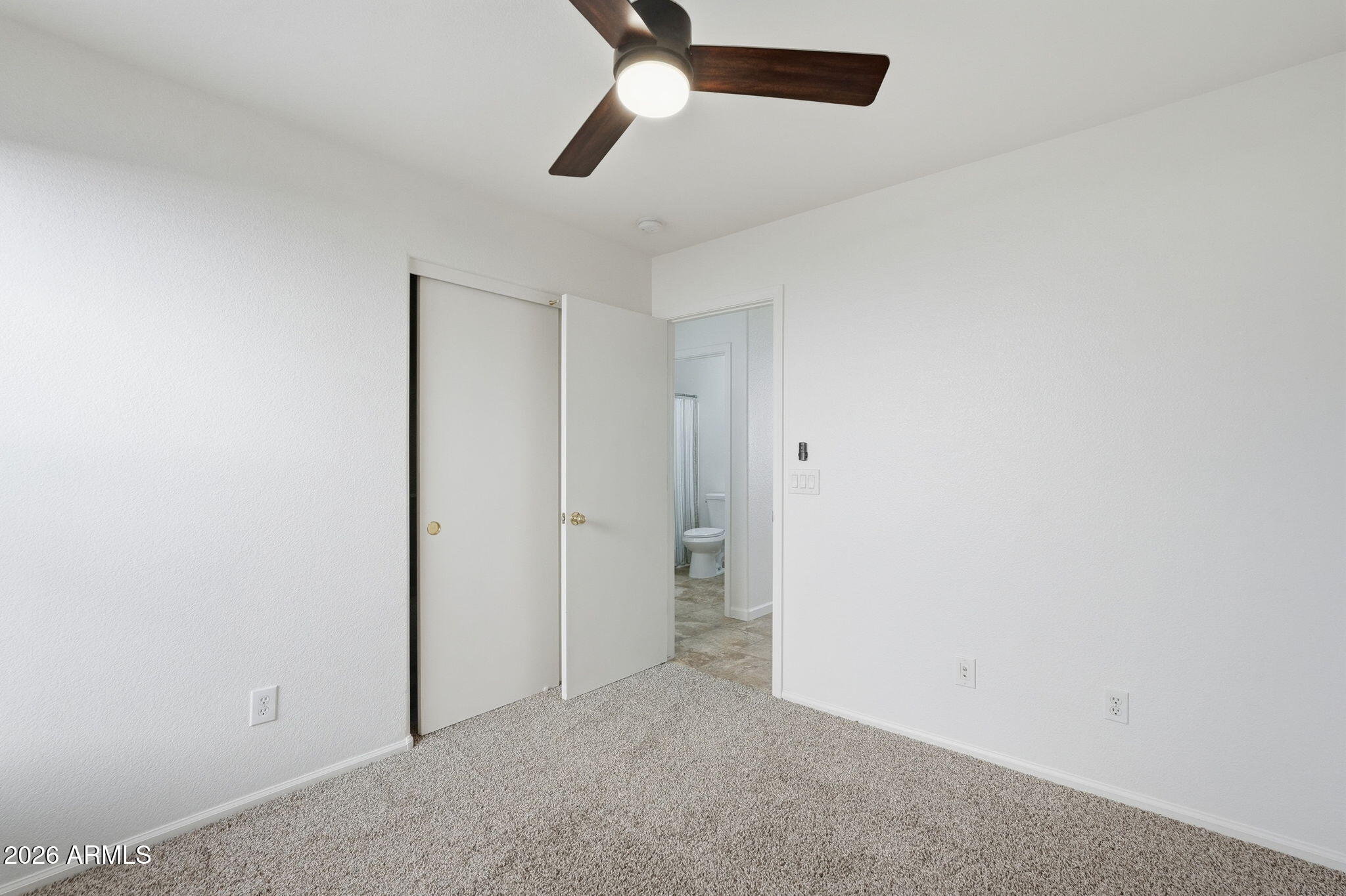 823 E MOUNTAIN VIEW Road