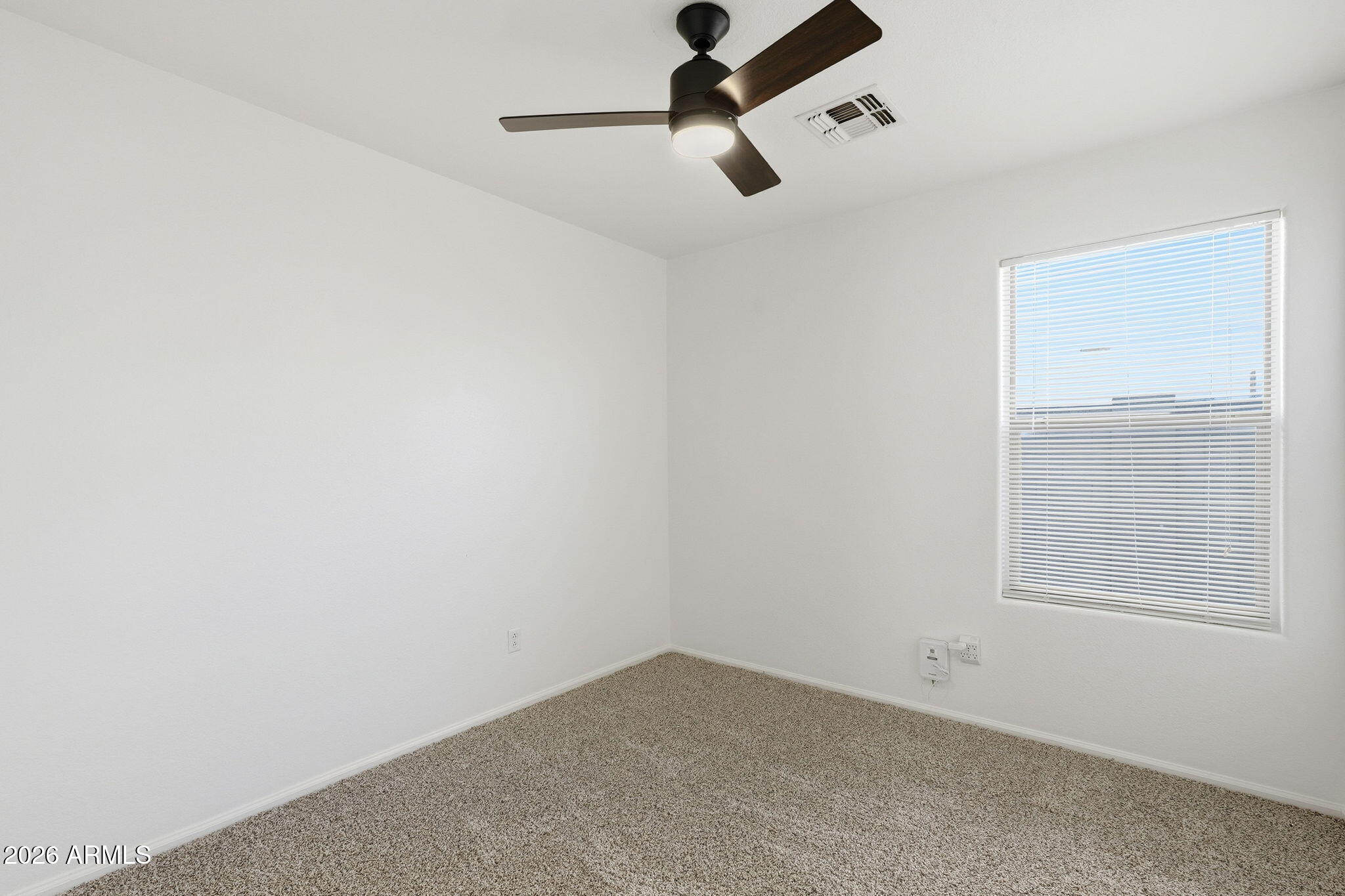 823 E MOUNTAIN VIEW Road